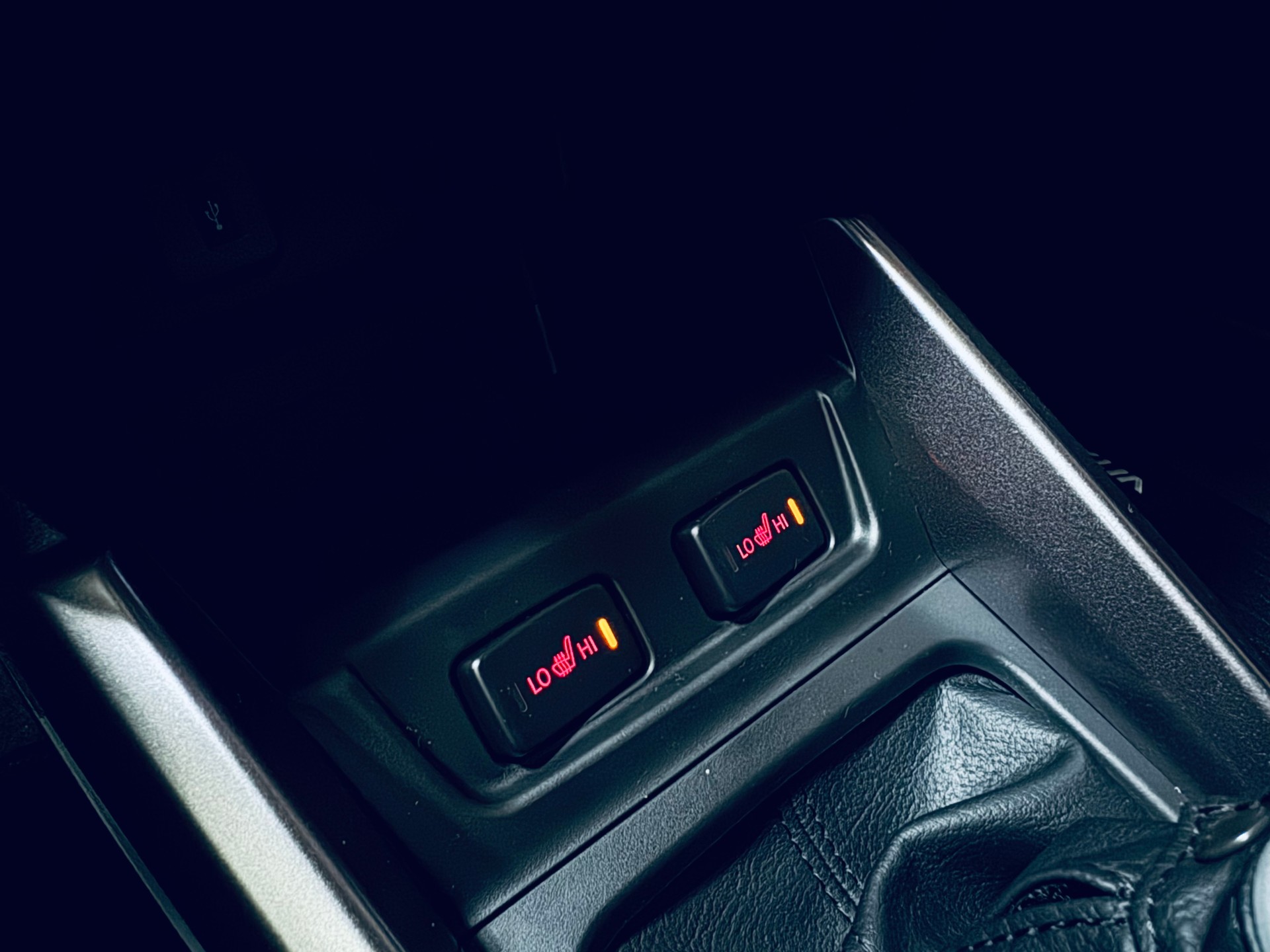 SUZUKI Vitara 1.4 Boosterjet Compact + 4x4 Hybrid-image-17