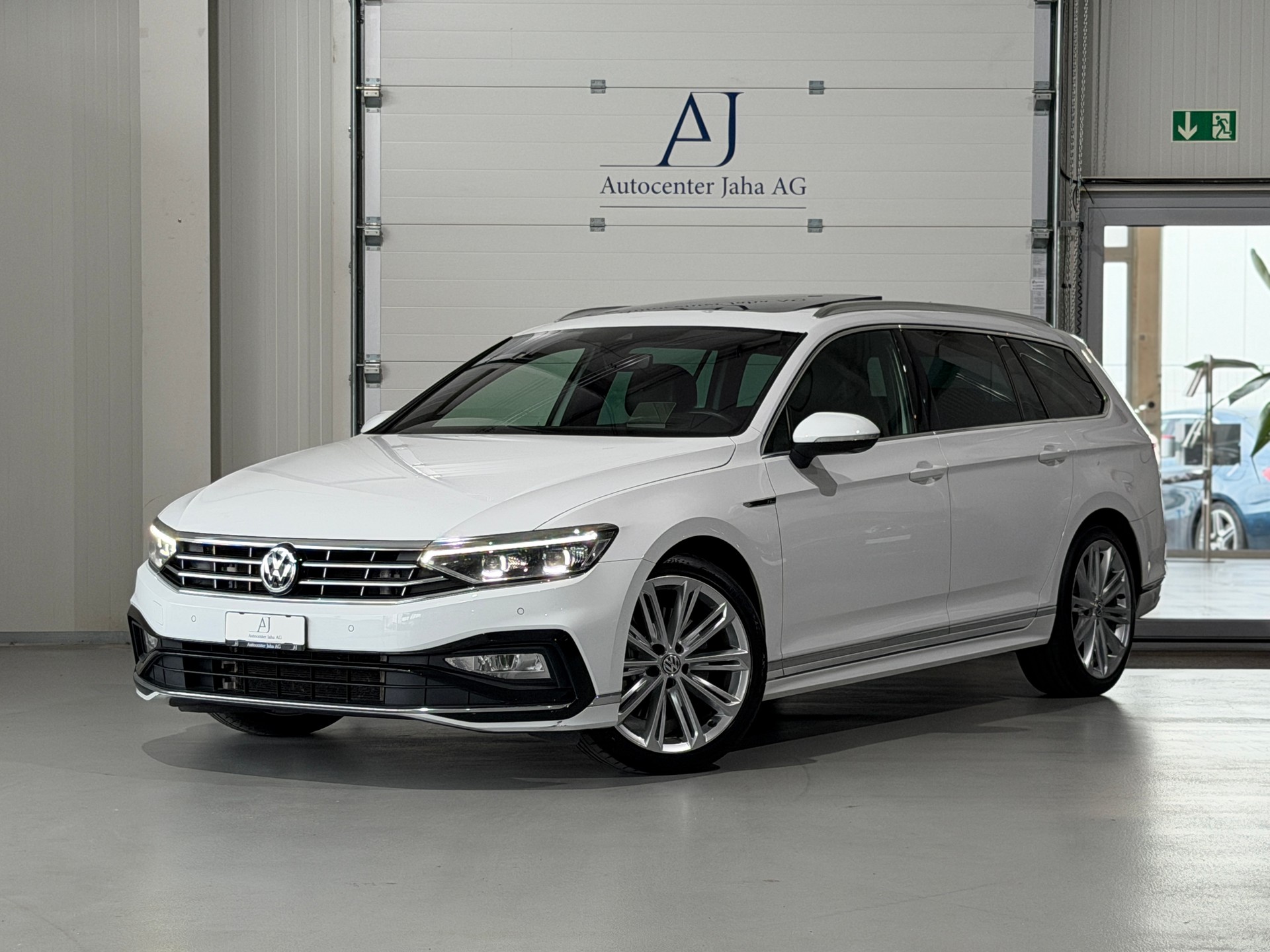 VW Passat 2.0 TDI BMT R-Line Edition 4Motion DSG (CH)