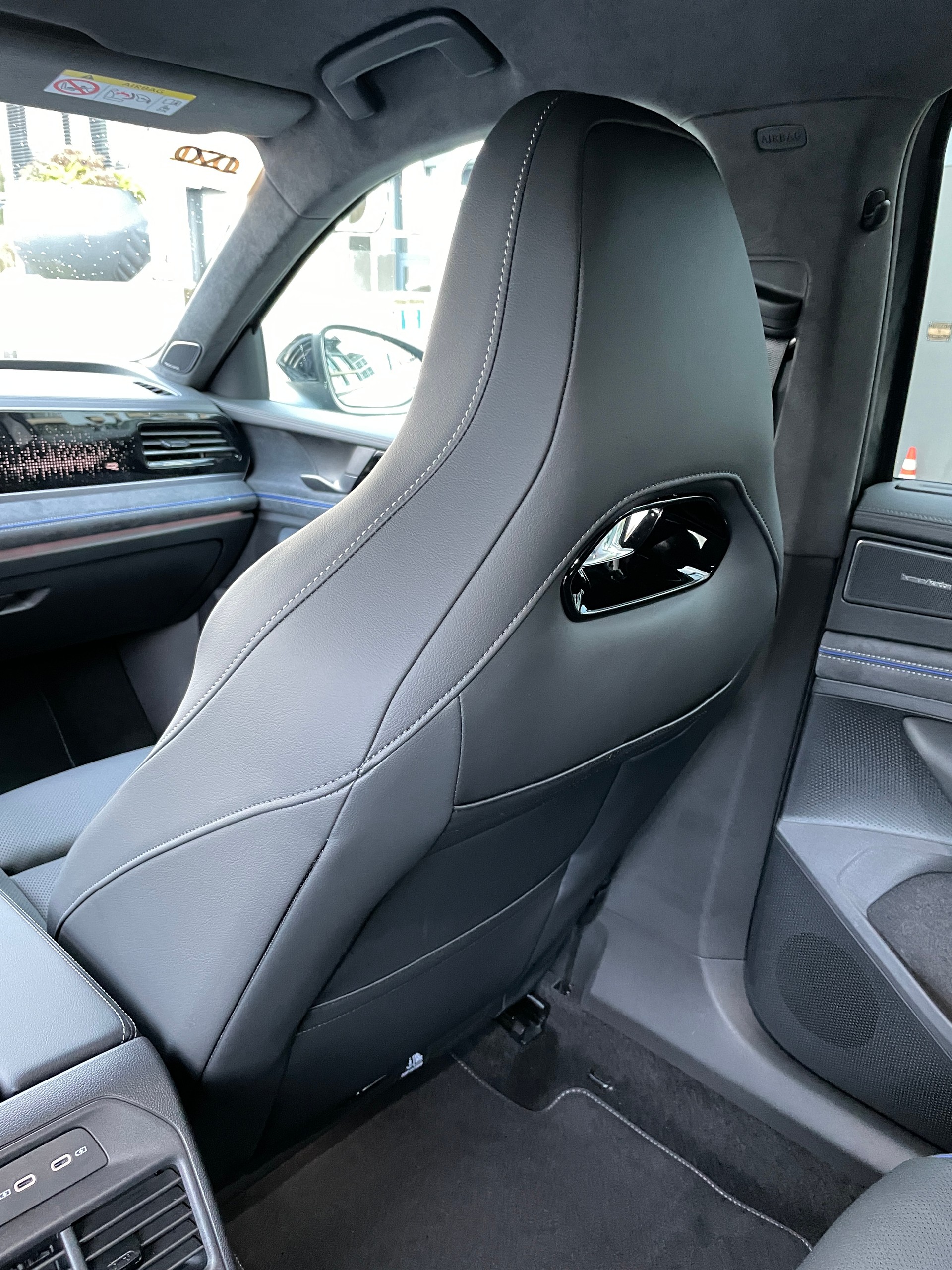 VW Passat Variant 2.0 TDI evo R-Line 4 Motion DSG-image-16