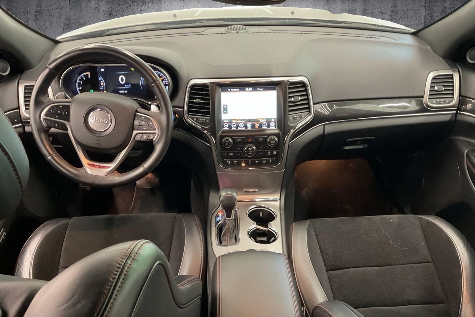 JEEP Grand Cherokee 3.0 CRD Trailhawk Automatic *CH-Fahrzeug / Gratisservice*-image-4