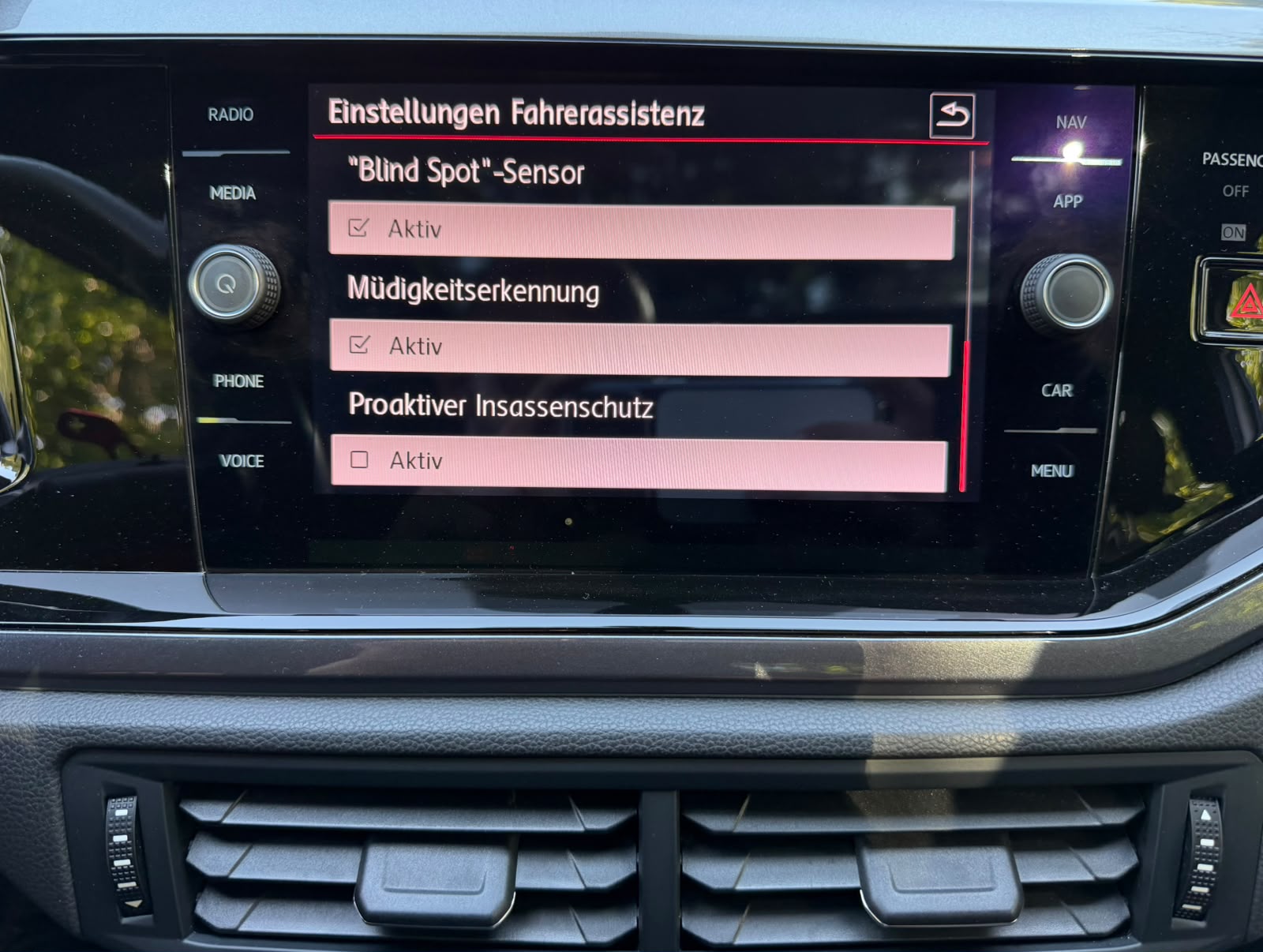 VW Polo 2.0 TSI GTI DSG-image-25