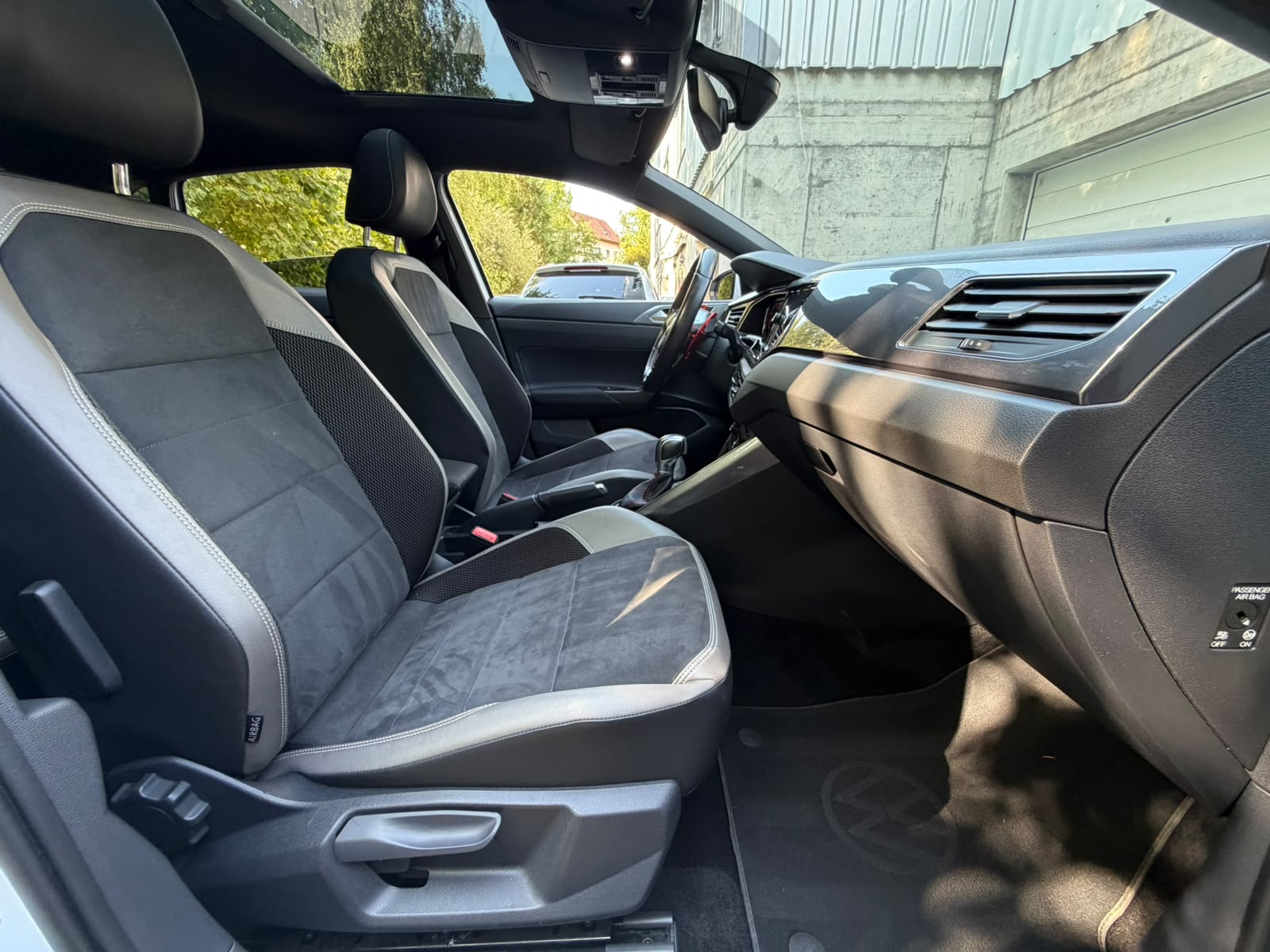VW Polo 2.0 TSI GTI DSG-image-15