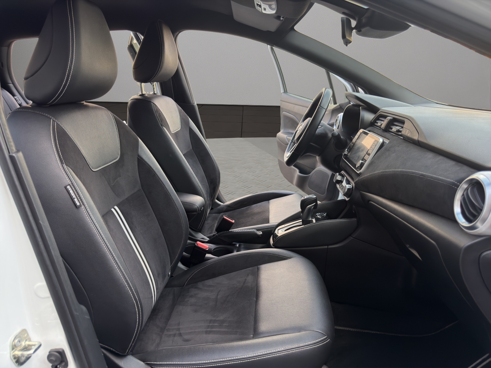 NISSAN Micra IG-T 100 n-sport Xtronic-image-16