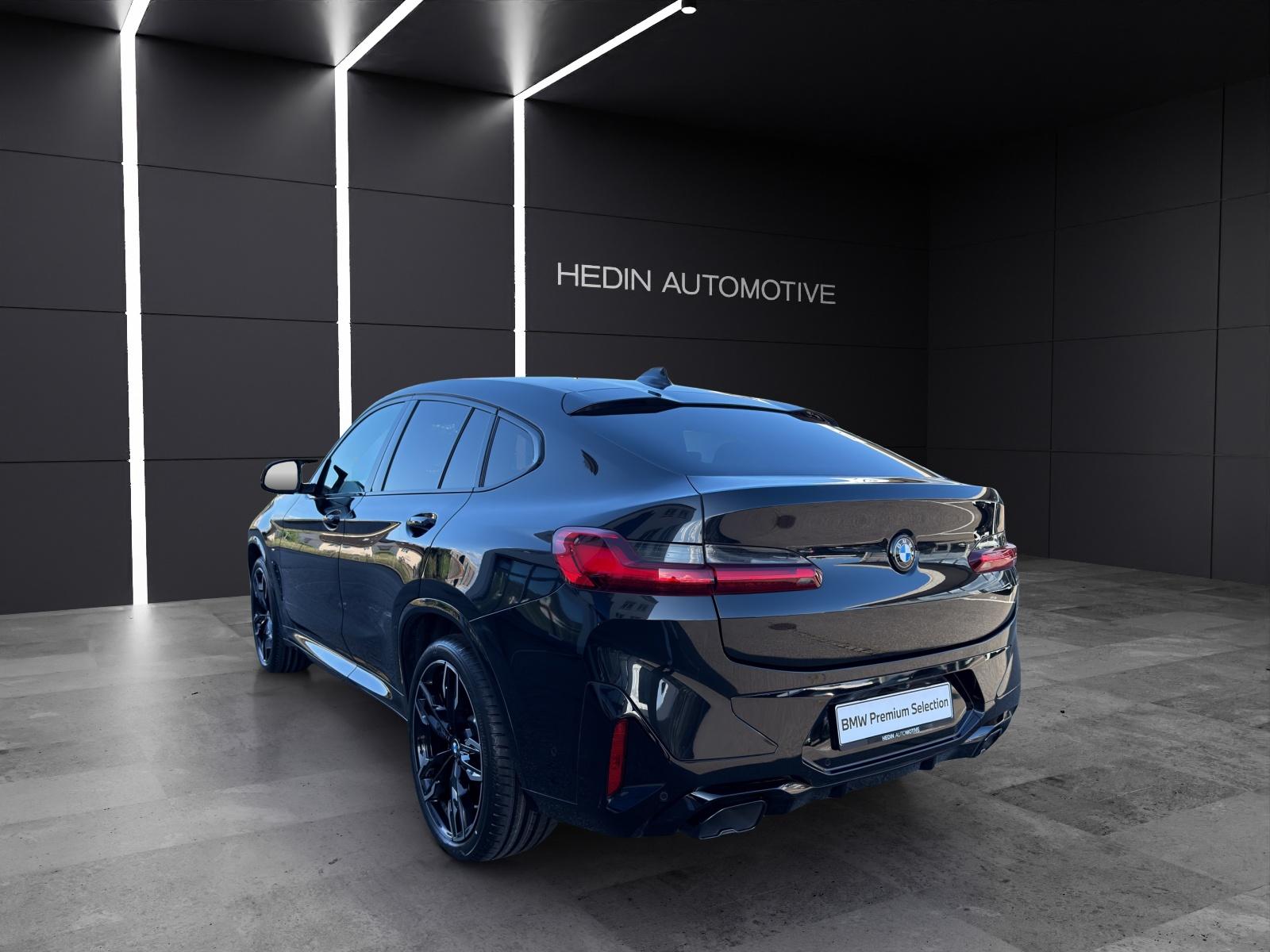 BMW X4 M40i-showroom-element-3