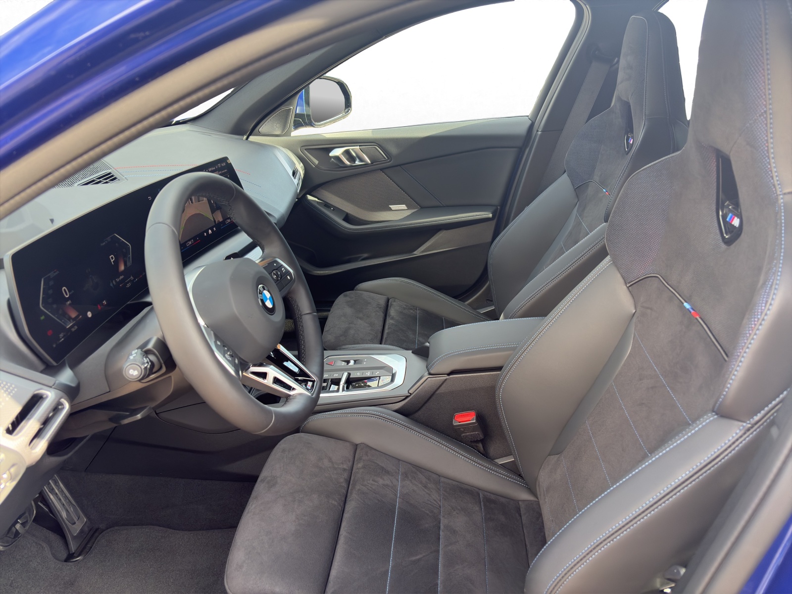 BMW 123 xDrive-image-9