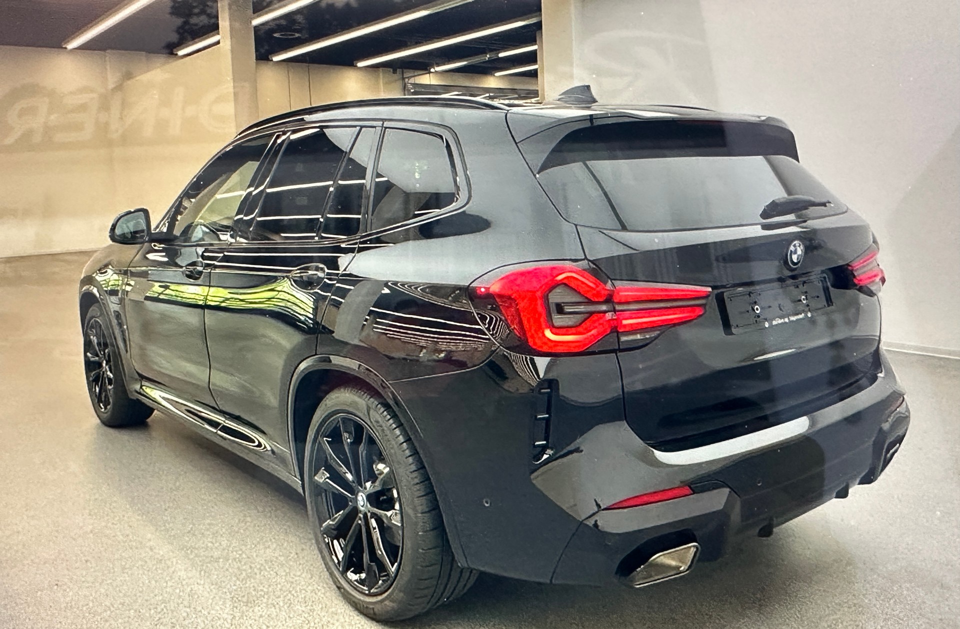 BMW X3 xDrive 30e M Sport (CH Auto)-showroom-element-1