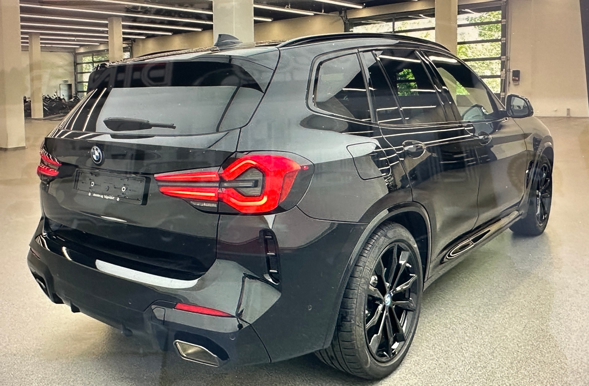 BMW X3 xDrive 30e M Sport (CH Auto)-showroom-element-2