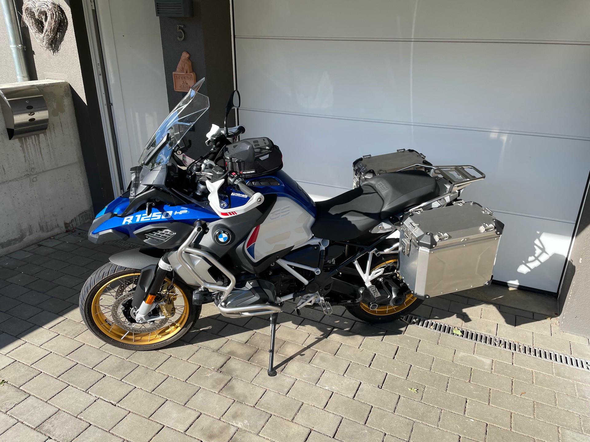 BMW R 1250 GS Adventure-image-0