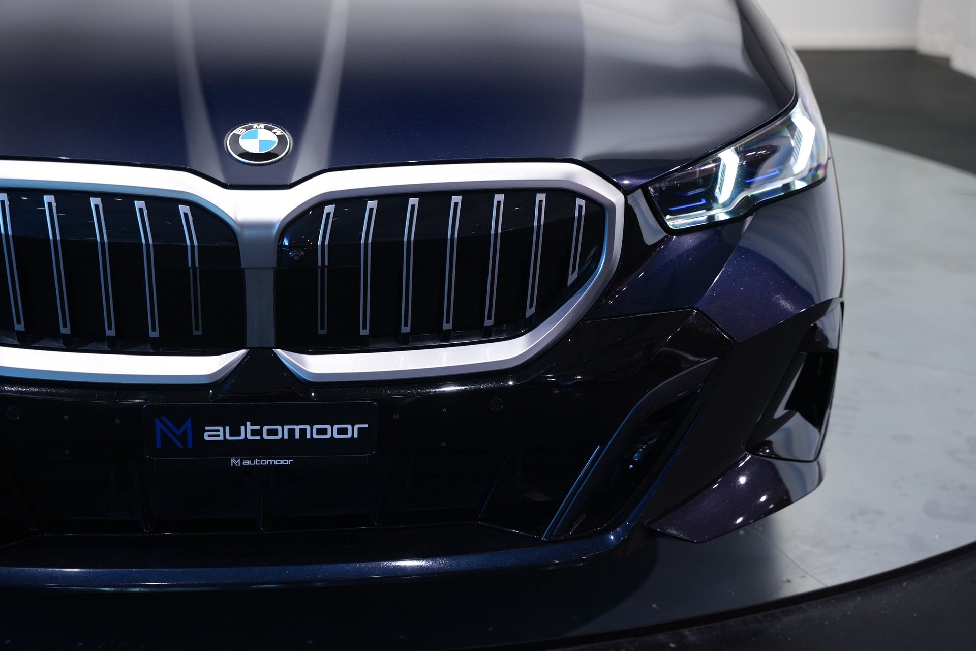 BMW 520d xDrive 48V M Sport Steptronic *Carbon* *Harman/Kardon* *Werksgarantie*-image-50