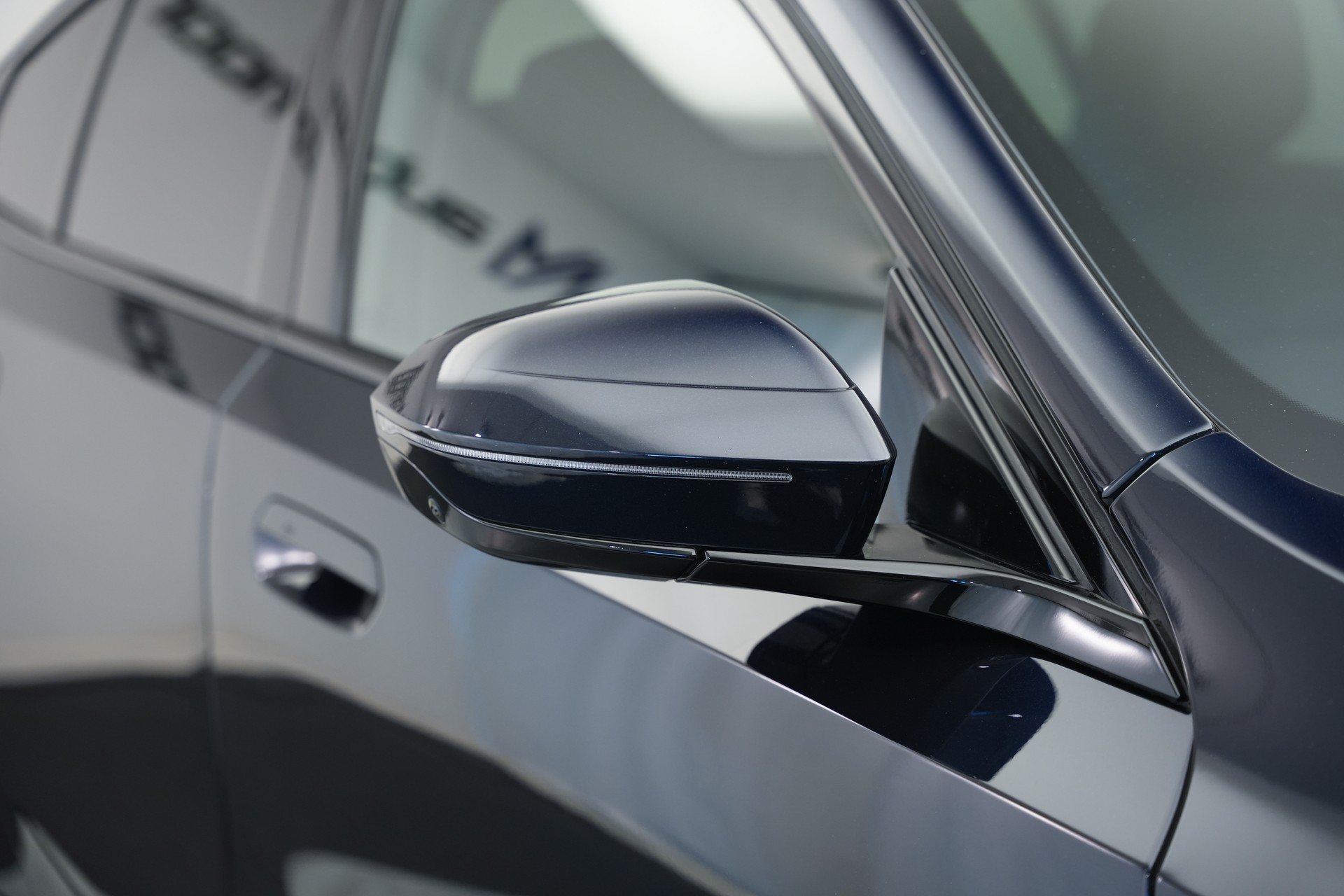 BMW 520d xDrive 48V M Sport Steptronic *Carbon* *Harman/Kardon* *Werksgarantie*-image-52