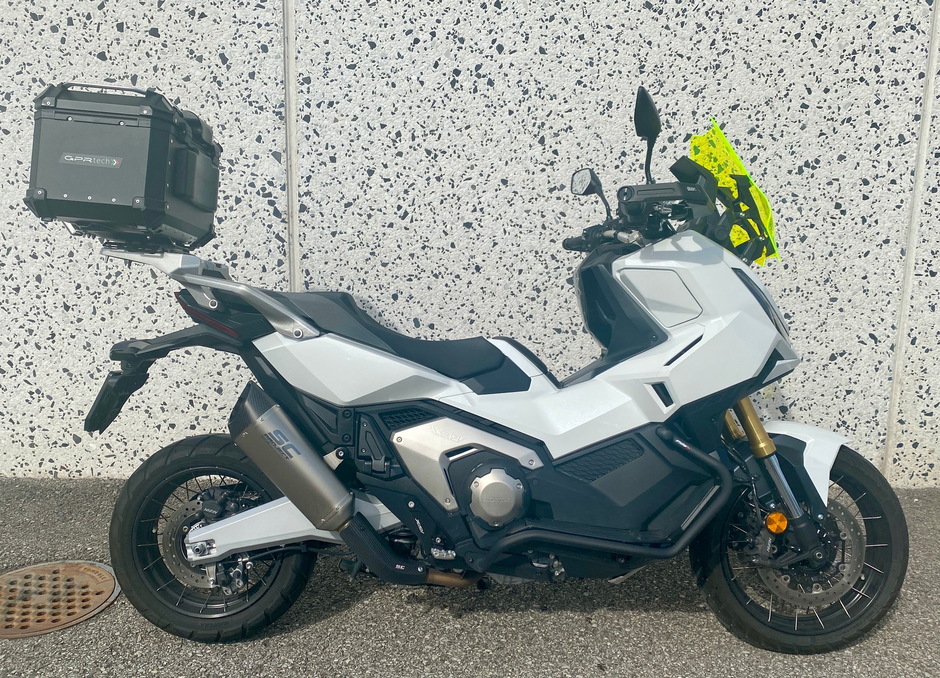 HONDA X-ADV 750-image-0