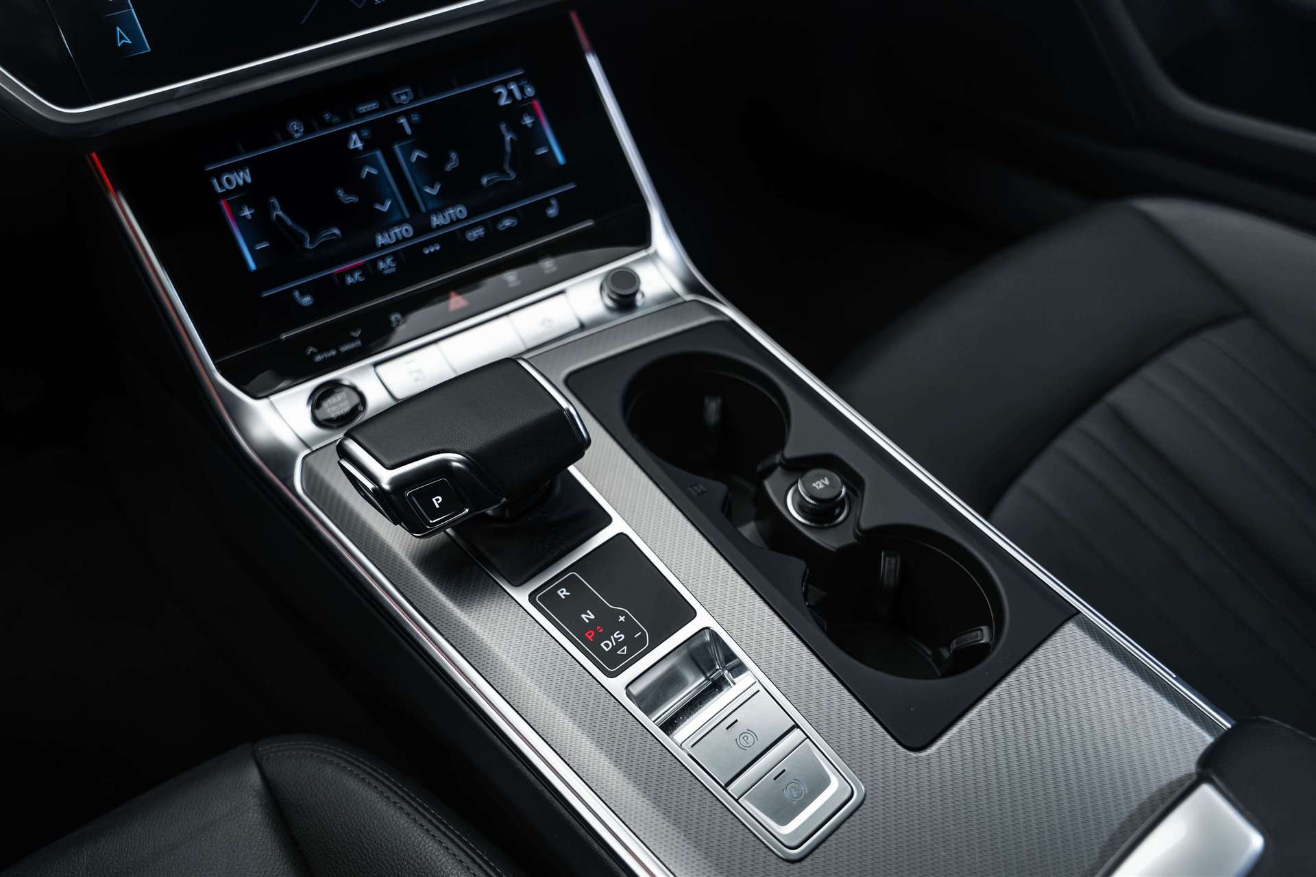 AUDI AUDI A6 Limousine 55 TFSI quattro S-tronic-image-26