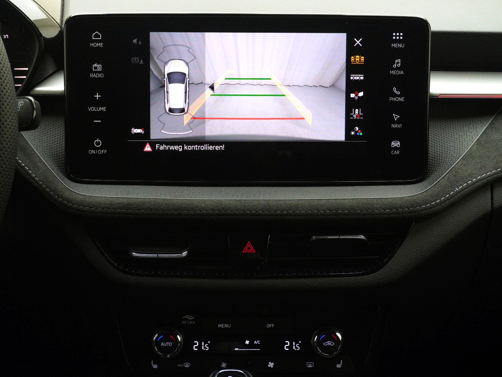 SKODA Fabia 1.5 TSI Monte Carlo DSG-image-17