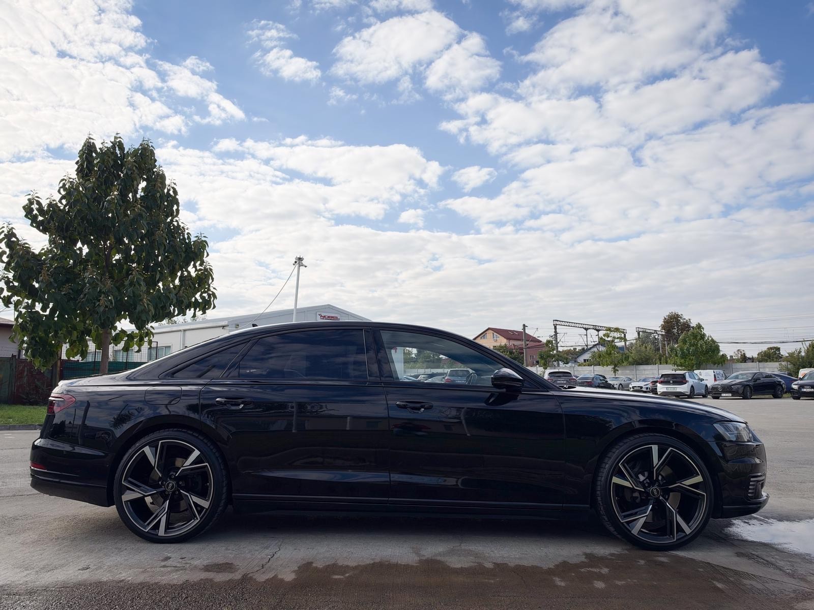 AUDI A8 L 60 TFSI-image-8