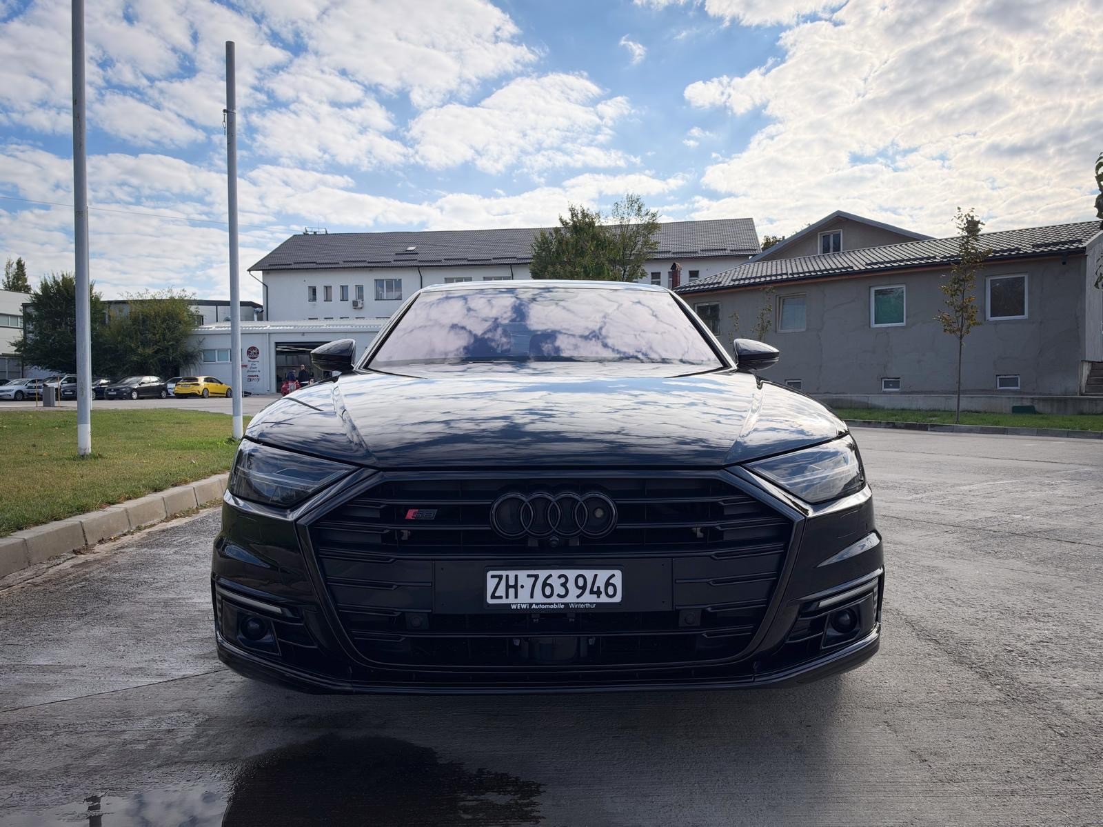 AUDI A8 L 60 TFSI-image-2
