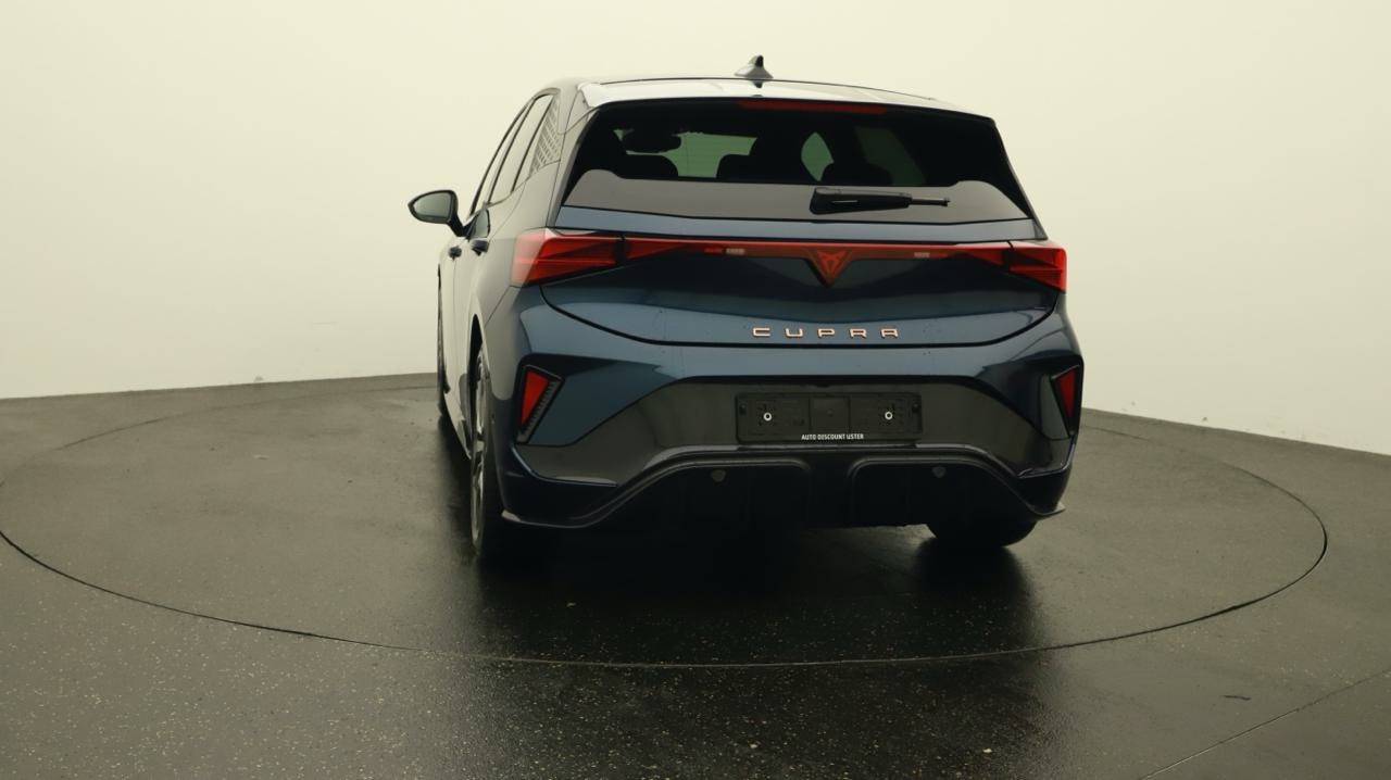 CUPRA Born 58 kWh-showroom-element-3