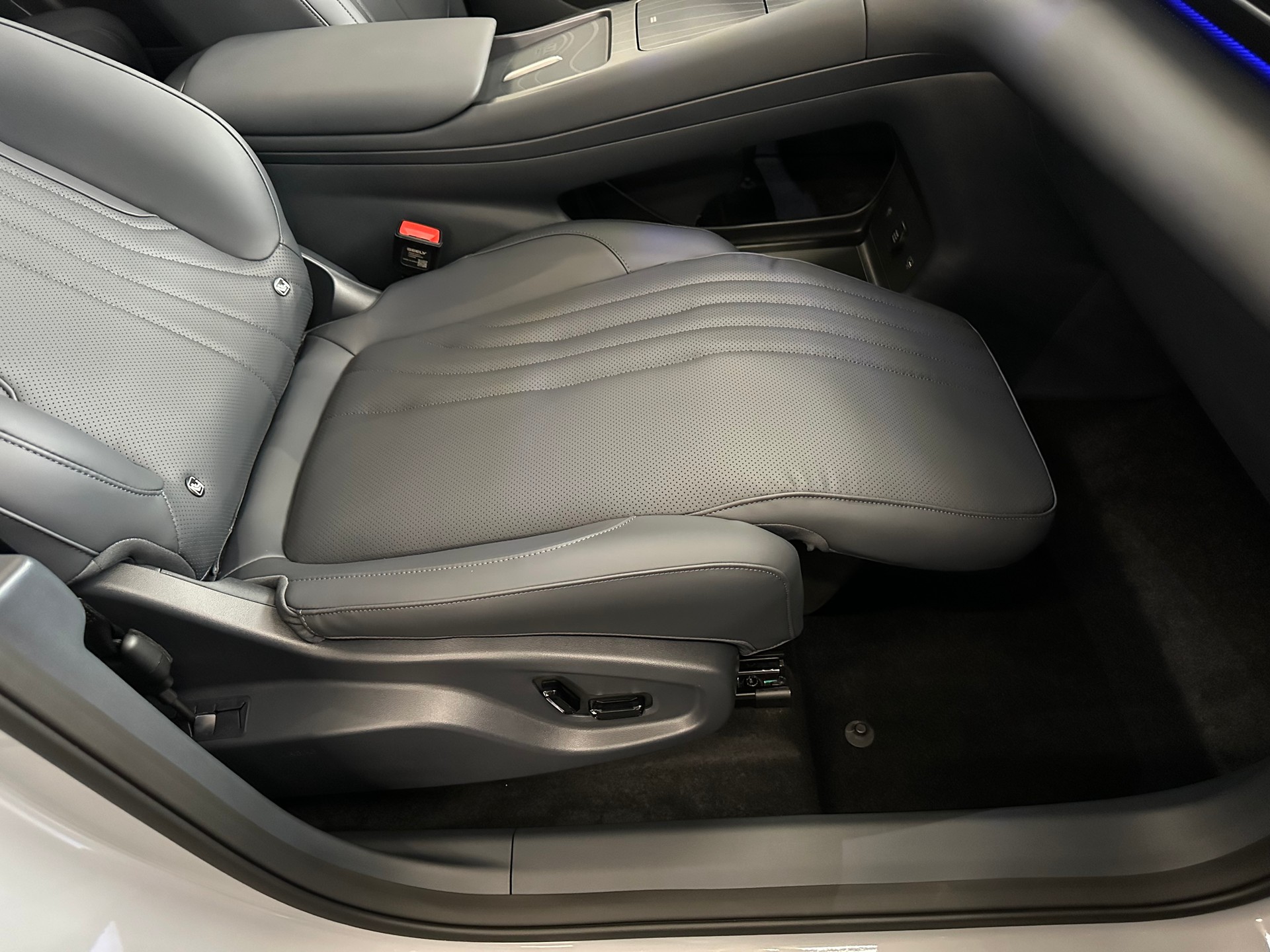 GEELY E5 MAX+ EV 68.4 kWh-image-17