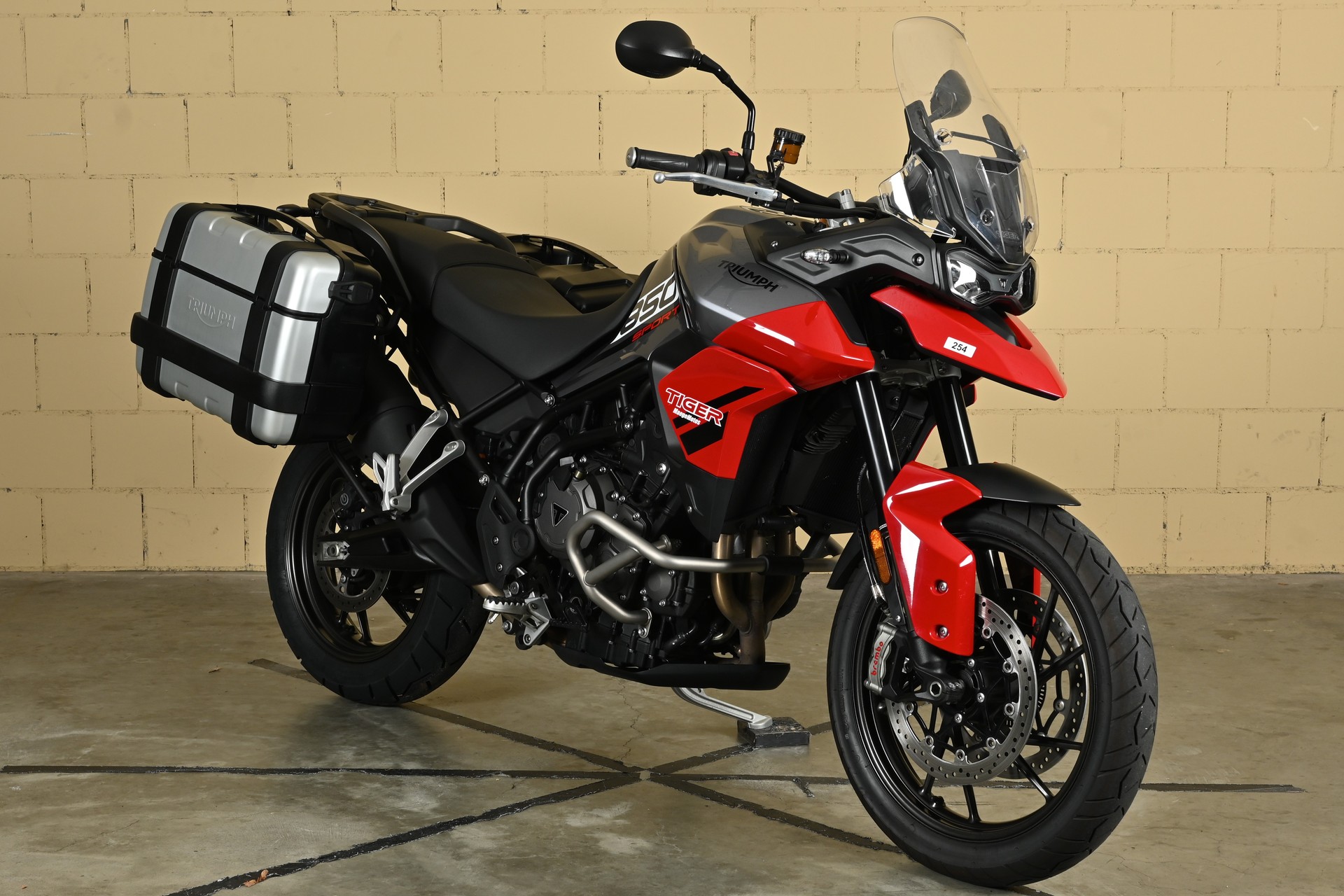 TRIUMPH Tiger 850 Sport-showroom-element-1