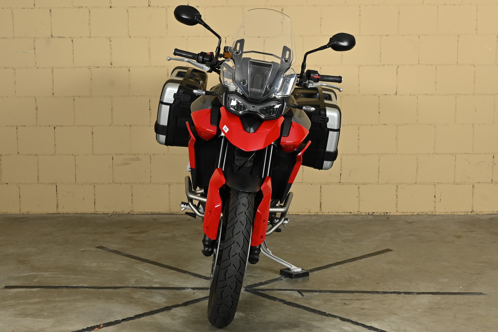 TRIUMPH Tiger 850 Sport-showroom-element-2