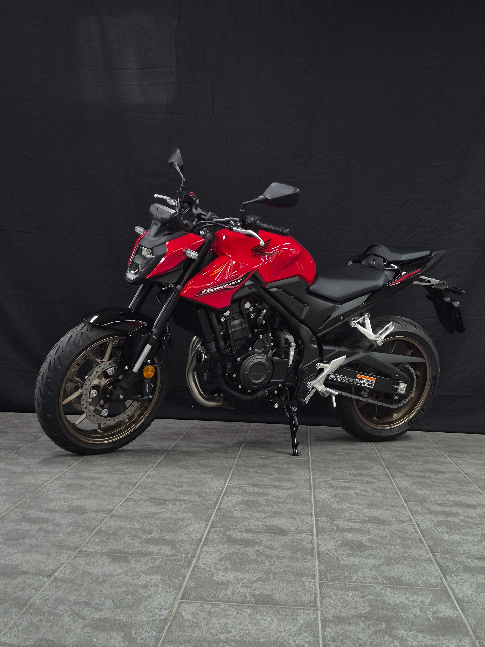 HONDA CB 500 Hornet E-Clutch-image-5