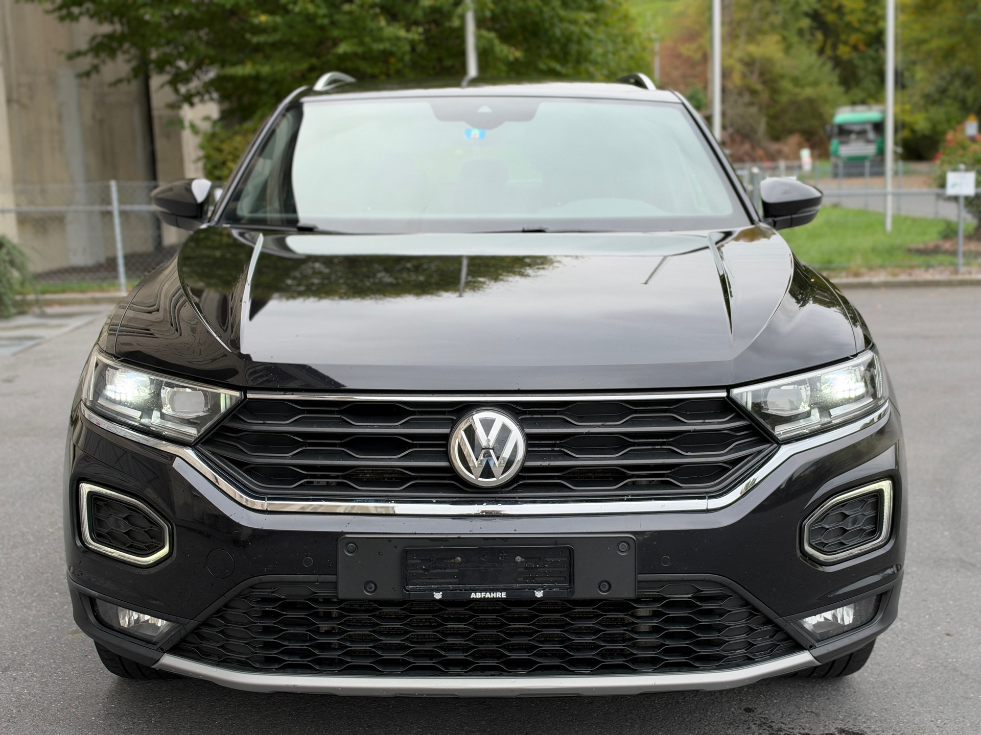 VW T-Roc 2.0 TDI SCR Sport DSG 4Motion-image-3