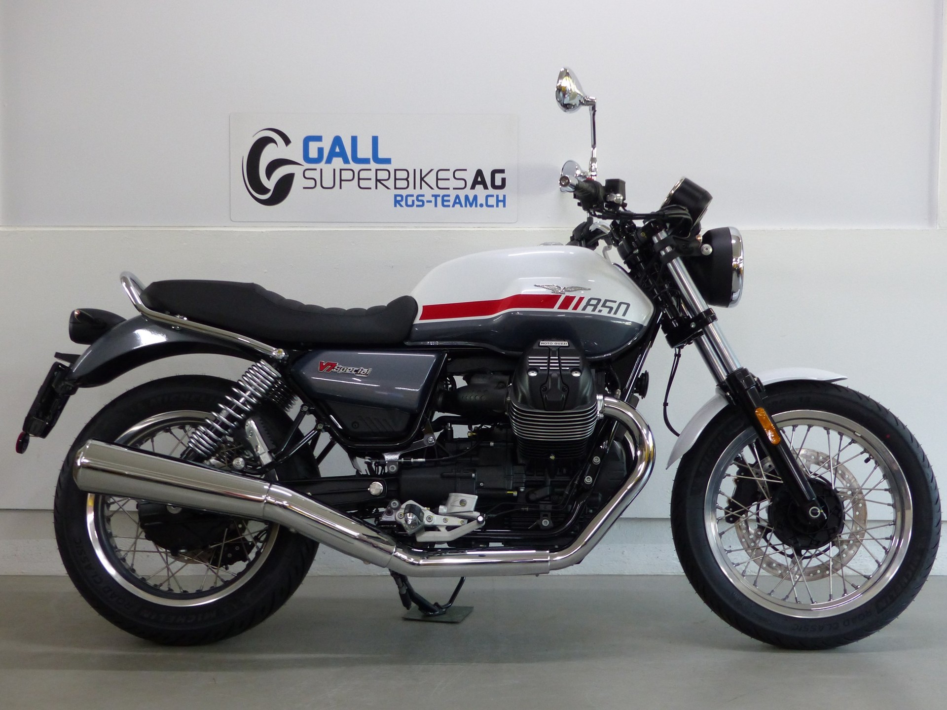 MOTO GUZZI V7 IV 850 Special-image-0