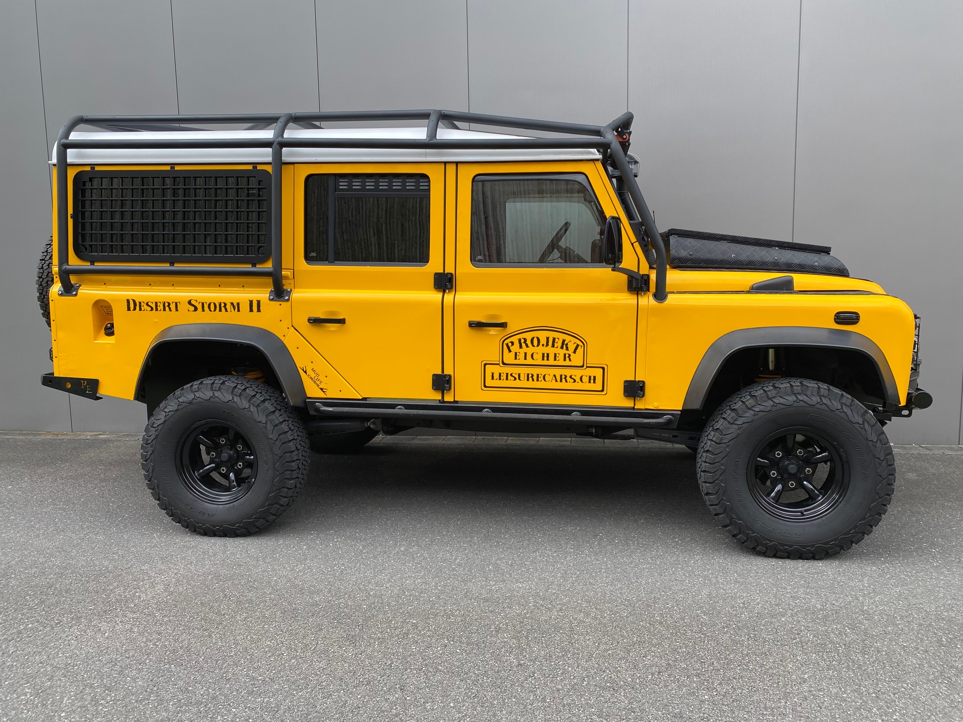 LAND ROVER DEFENDER 110 TD5 DESERT STORM II-image-6