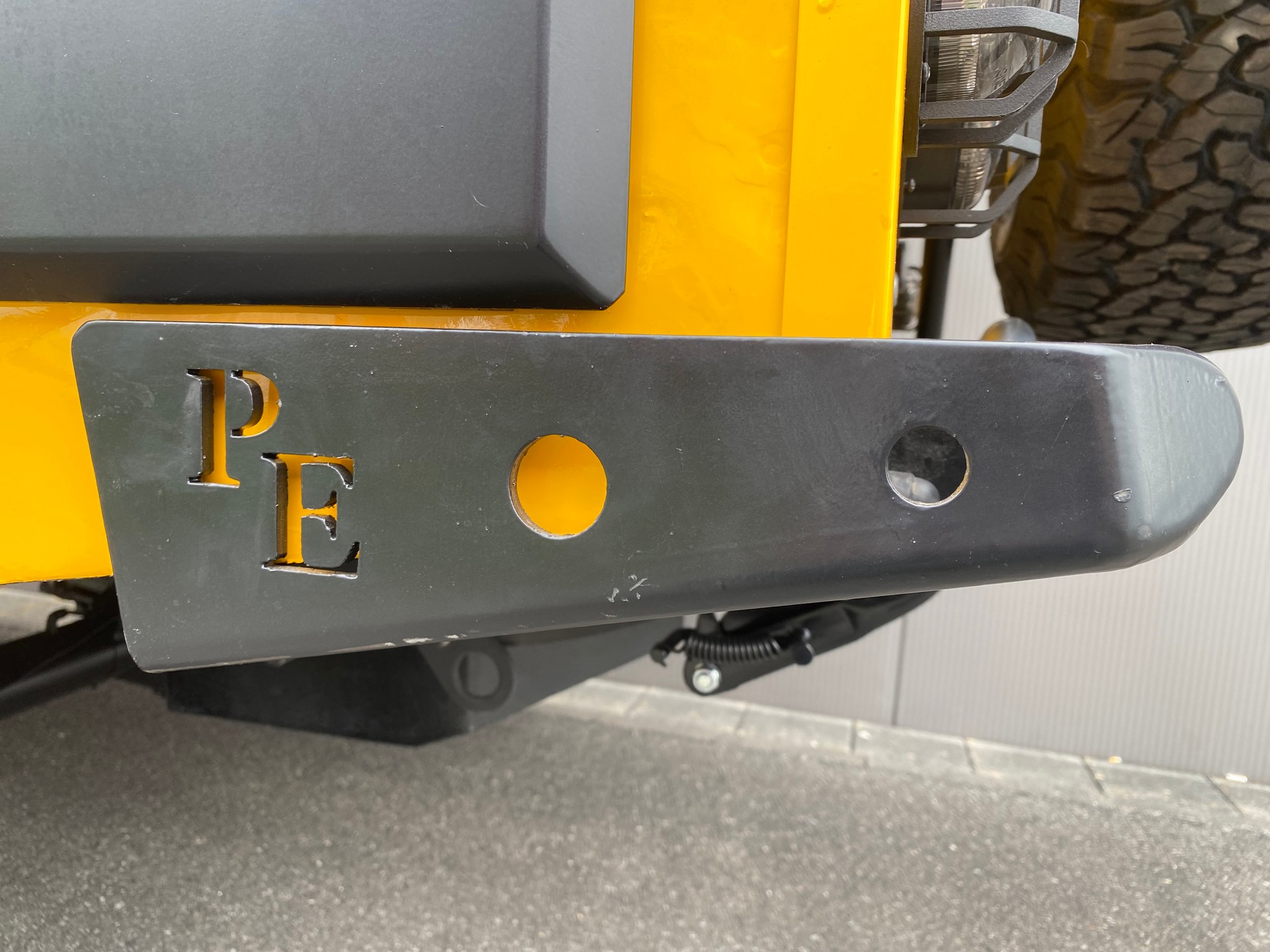 LAND ROVER DEFENDER 110 TD5 DESERT STORM II-image-26