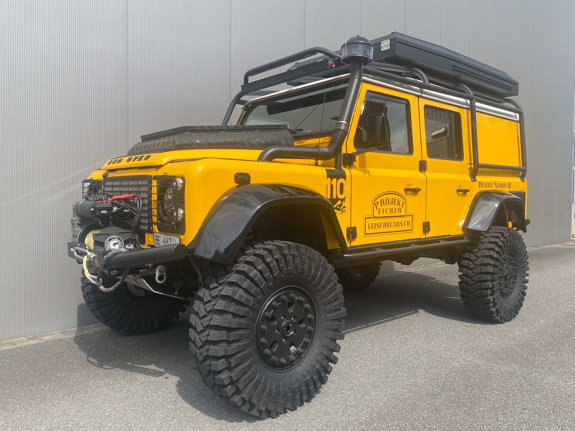 LAND ROVER DEFENDER 110 TD5 DESERT STORM II
