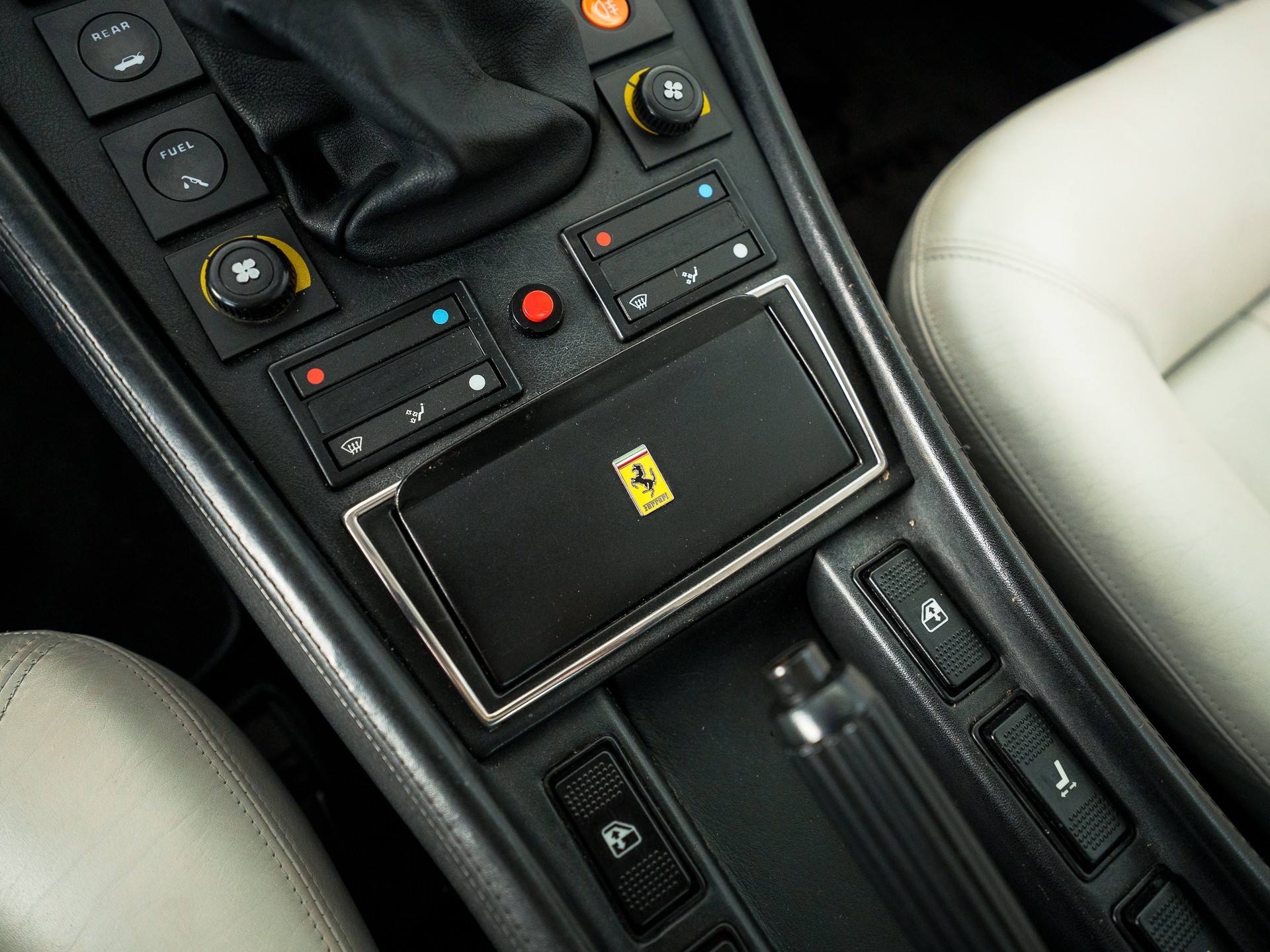 FERRARI 412-image-16