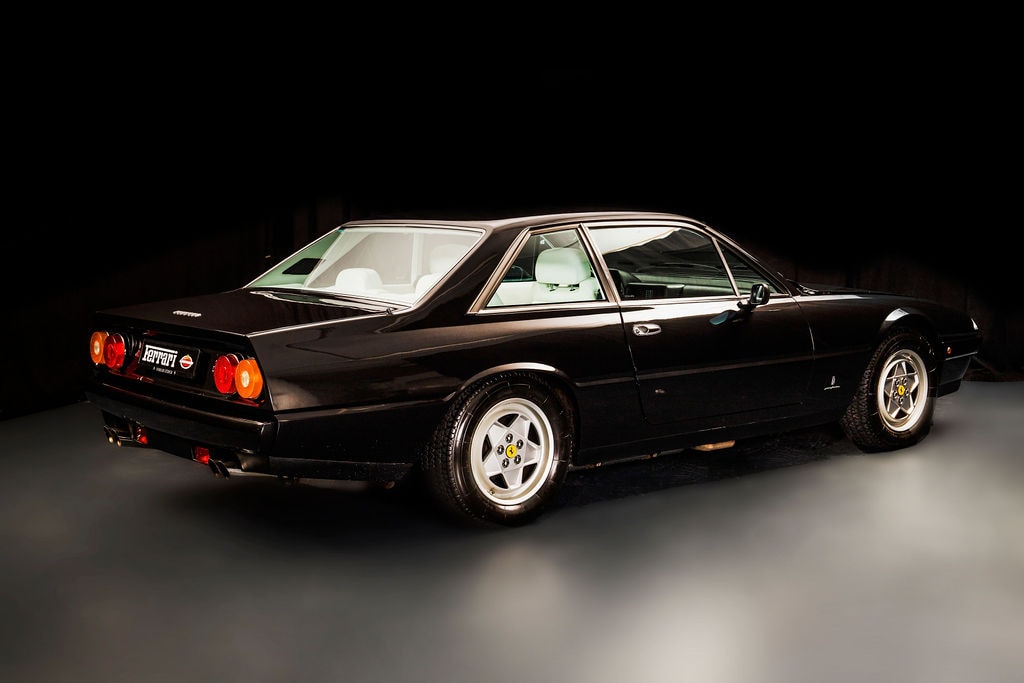 FERRARI 412-showroom-element-2
