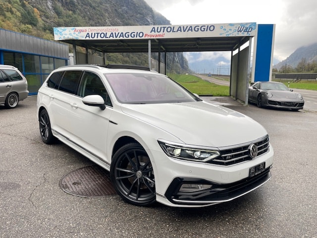 VW Passat Variant 2.0 TSI R-Line Edition 4Motion DSG