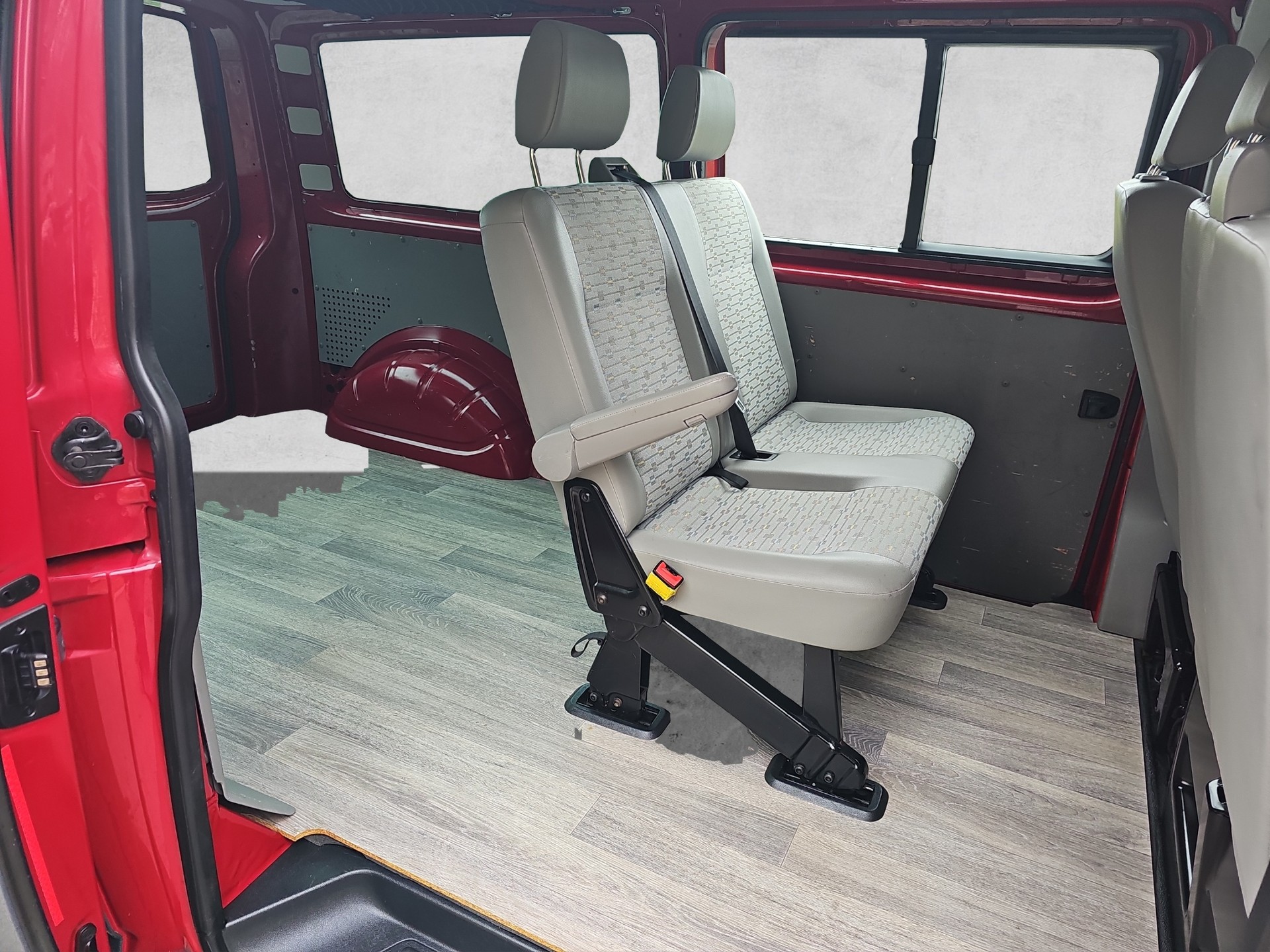 VW T5 2.0 Bi-TDI 4Motion-image-10