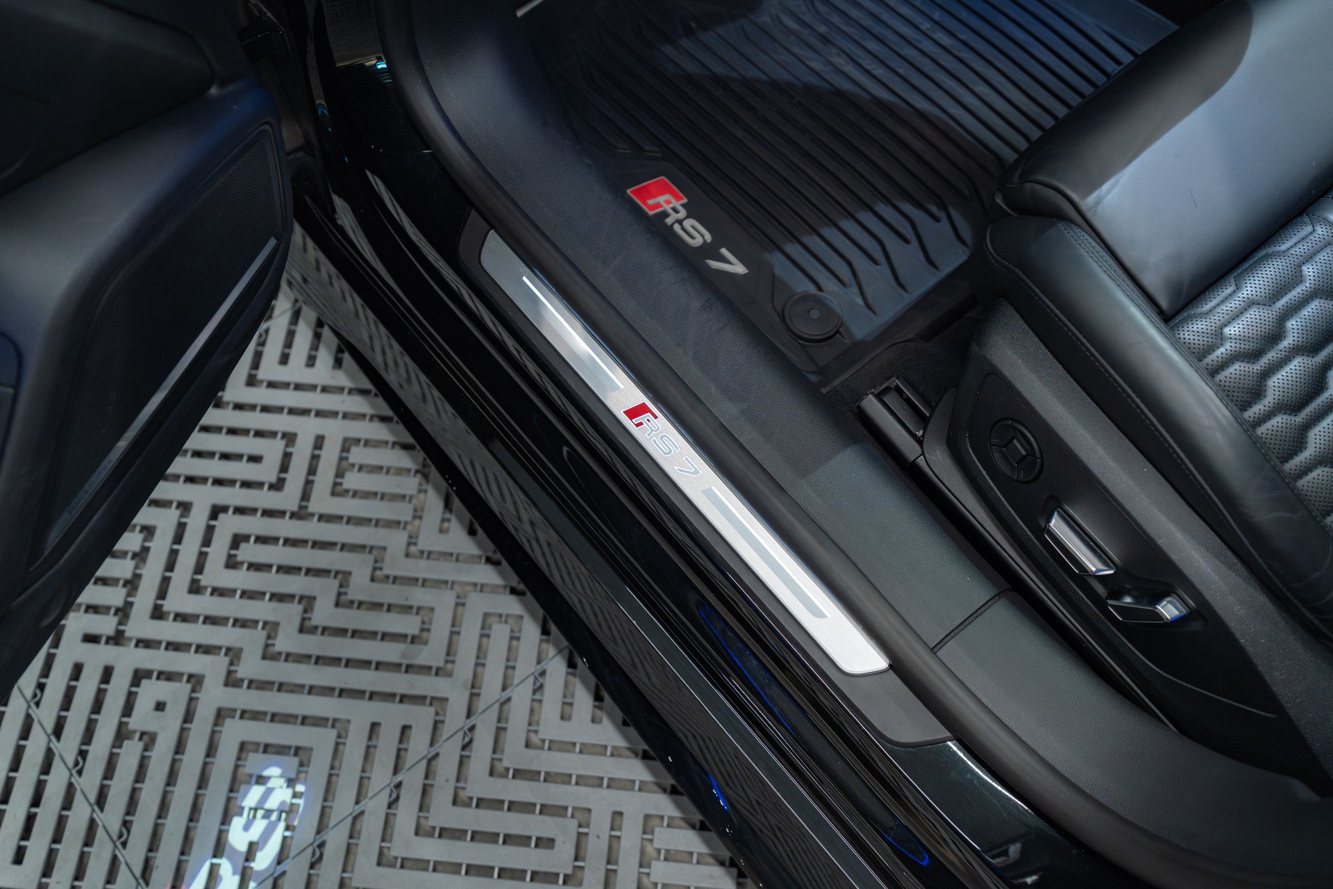 AUDI RS7 Sportback MHEV-image-14