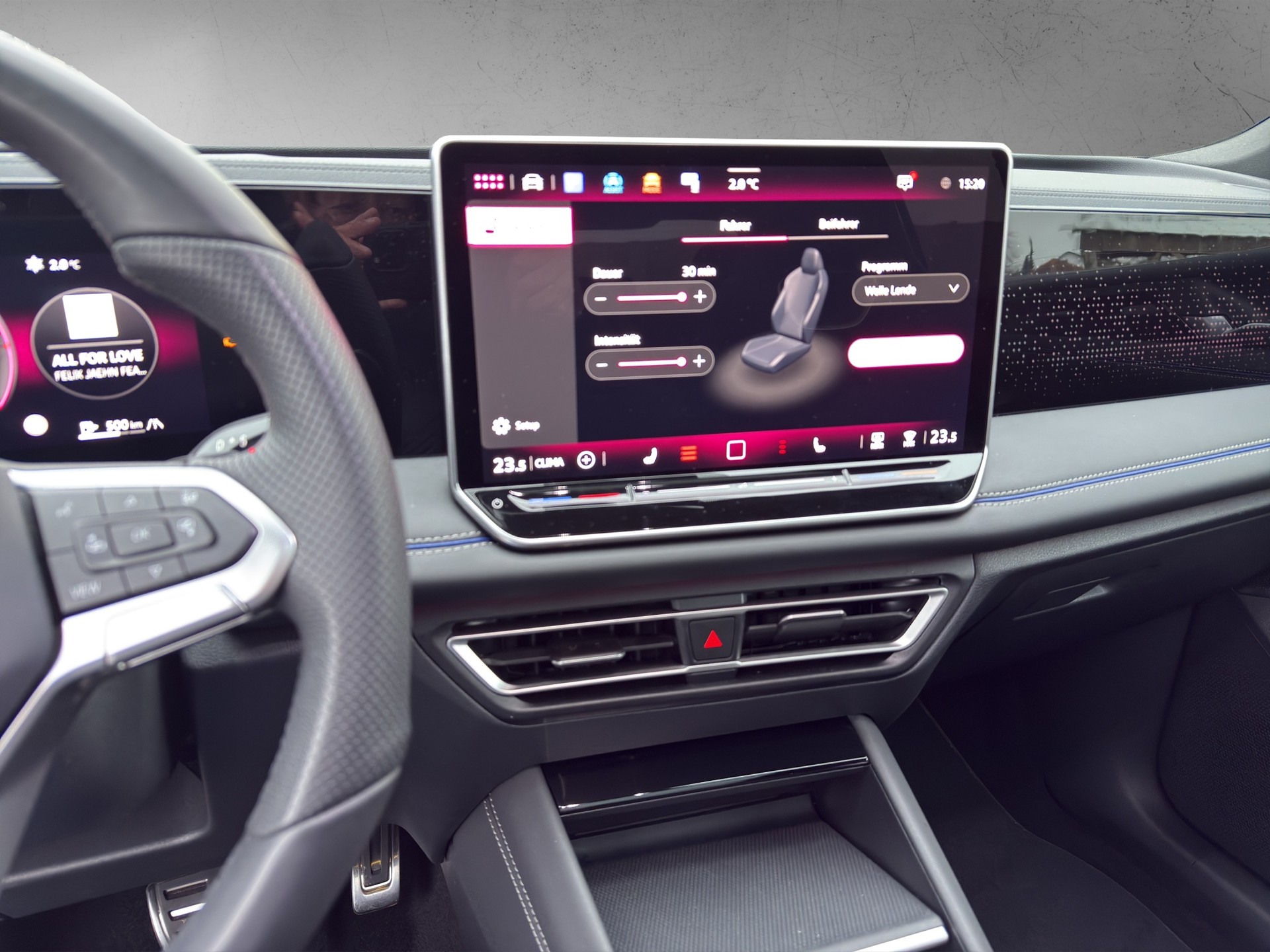 VW Tiguan 2.0 TDI SCR R-Line 4Motion DSG-image-6