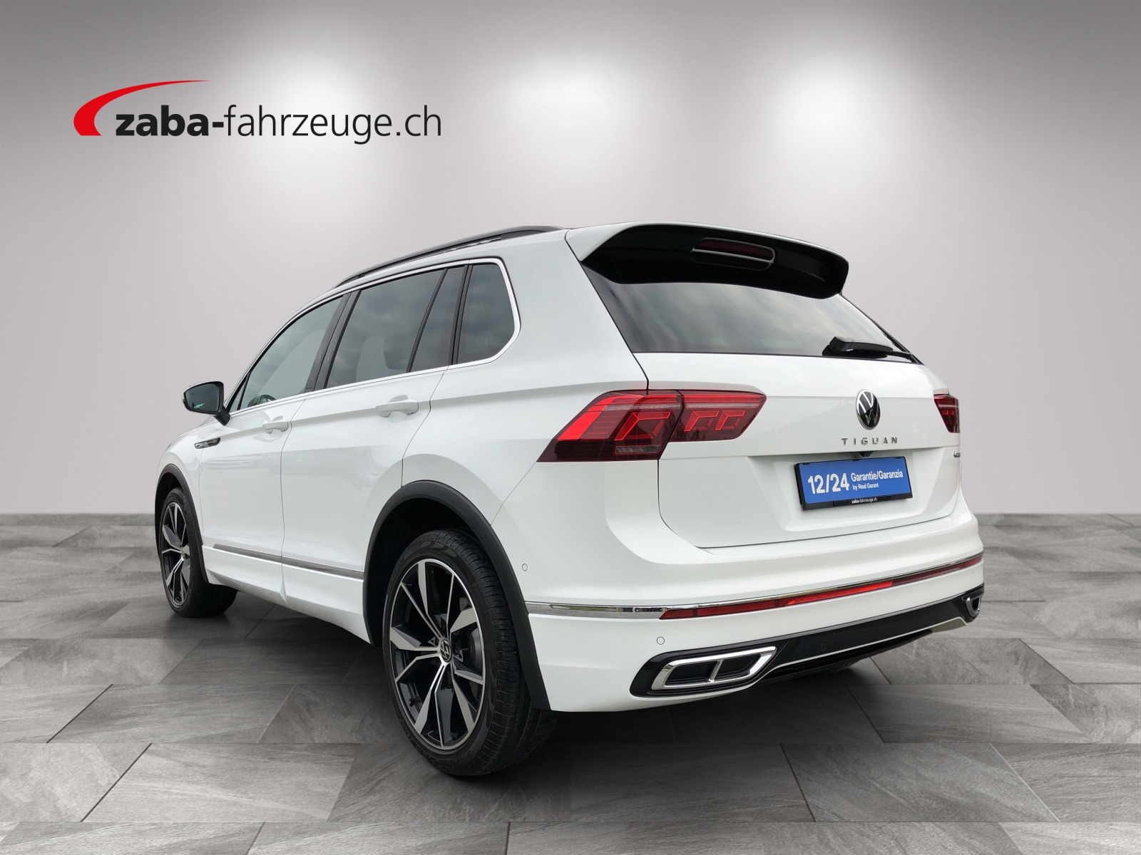 VW Tiguan 2.0TSI R-Line 4Motion DSG-showroom-element-2