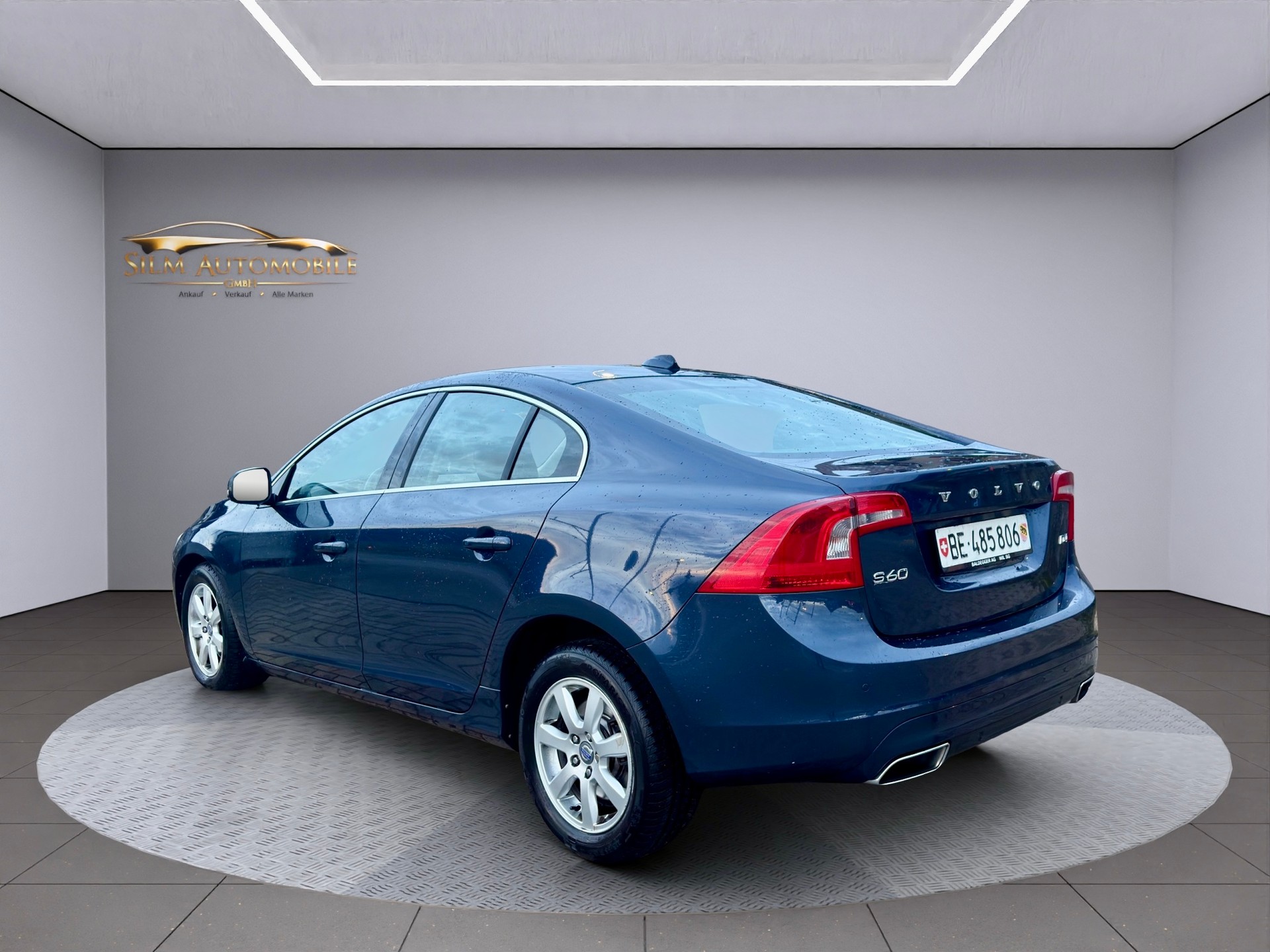 VOLVO S60 D4 Kinetic Fleet A Geartronic-image-5
