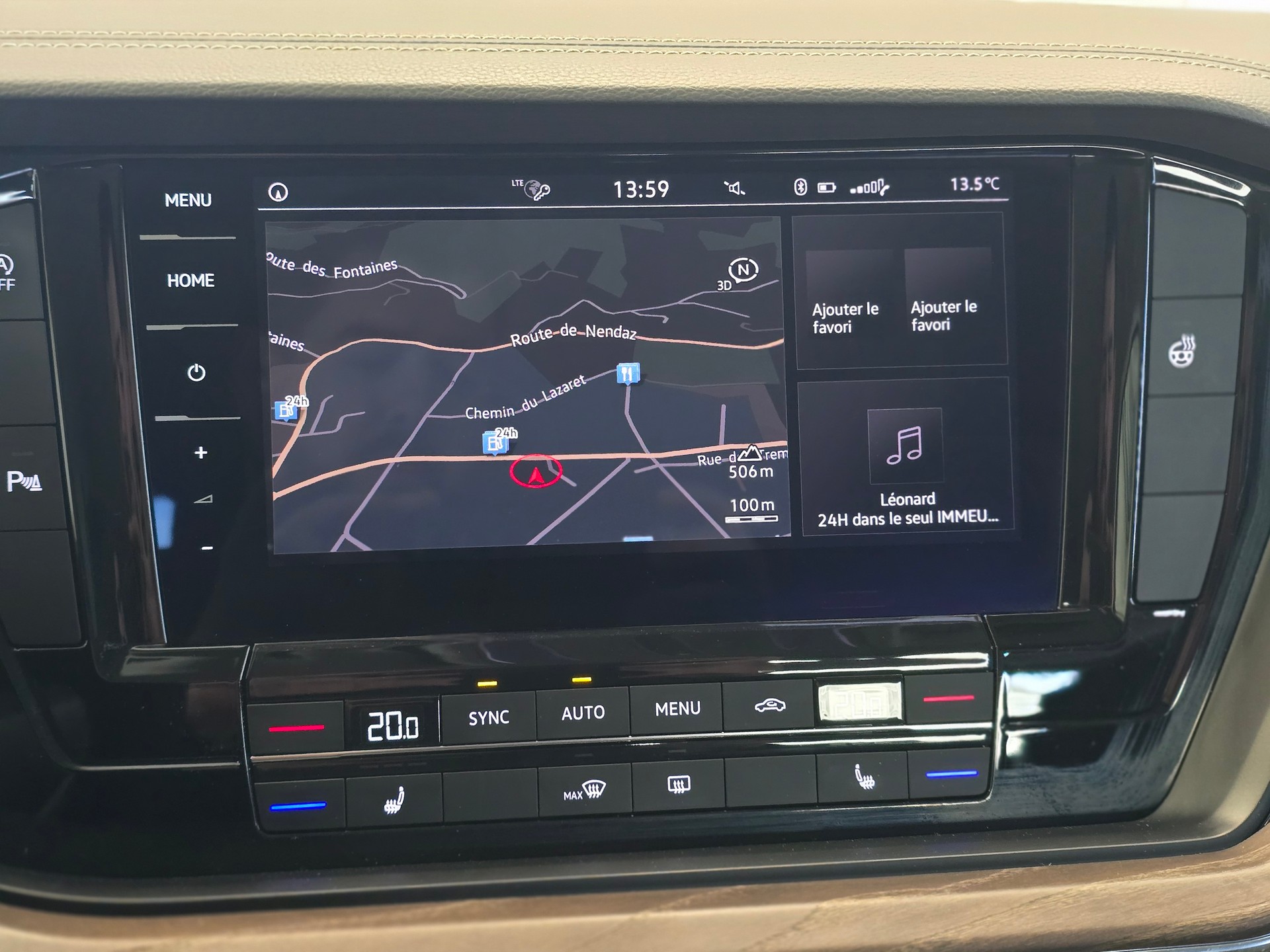 VW Touareg 3.0 TDI Elegance-image-9