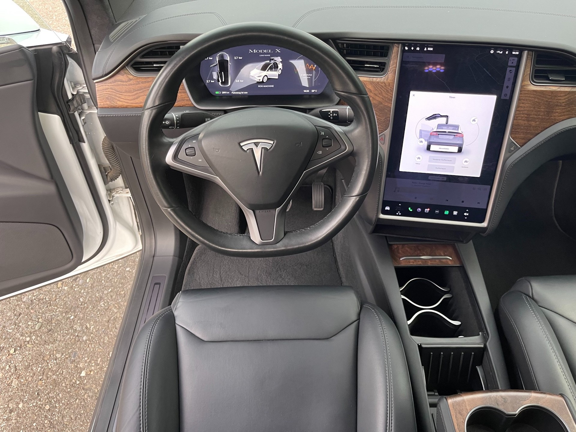 TESLA Model X 6 Plätze ! Maximale-Reichweite !-image-10