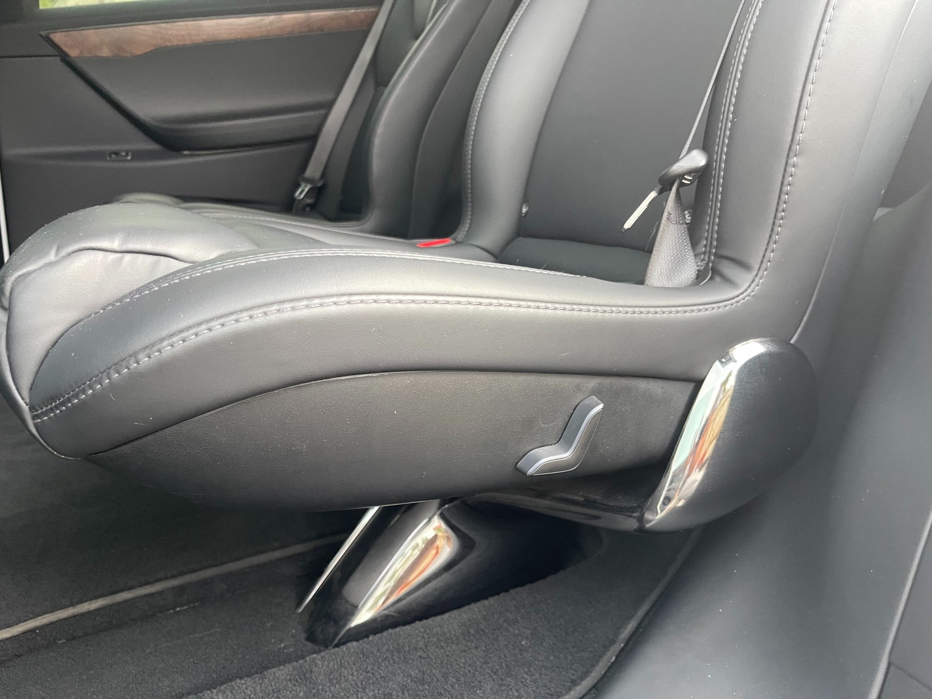TESLA Model X 6 Plätze ! Maximale-Reichweite !-image-24