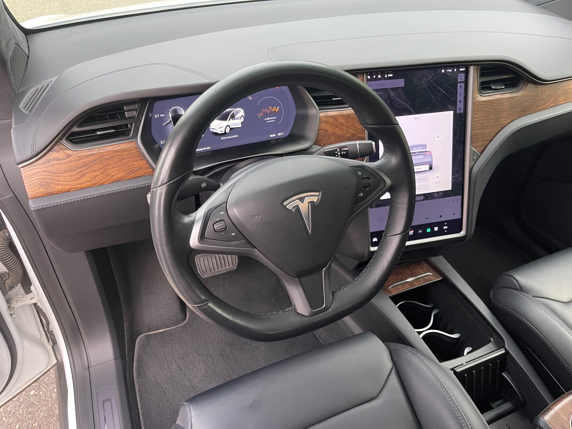 TESLA Model X 6 Plätze ! Maximale-Reichweite !-image-11