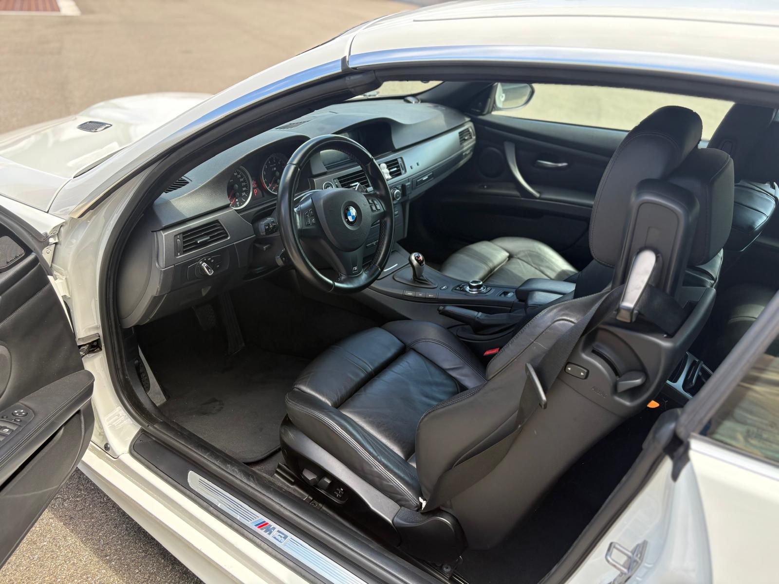 BMW M3 Cabriolet DSG-image-6