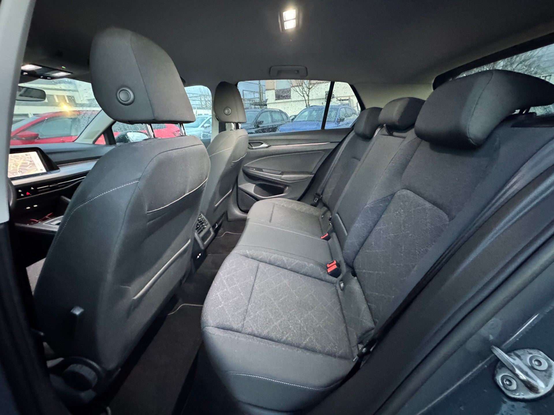 VW Golf 1.5 e TSI special 75 Edition DSG-image-8