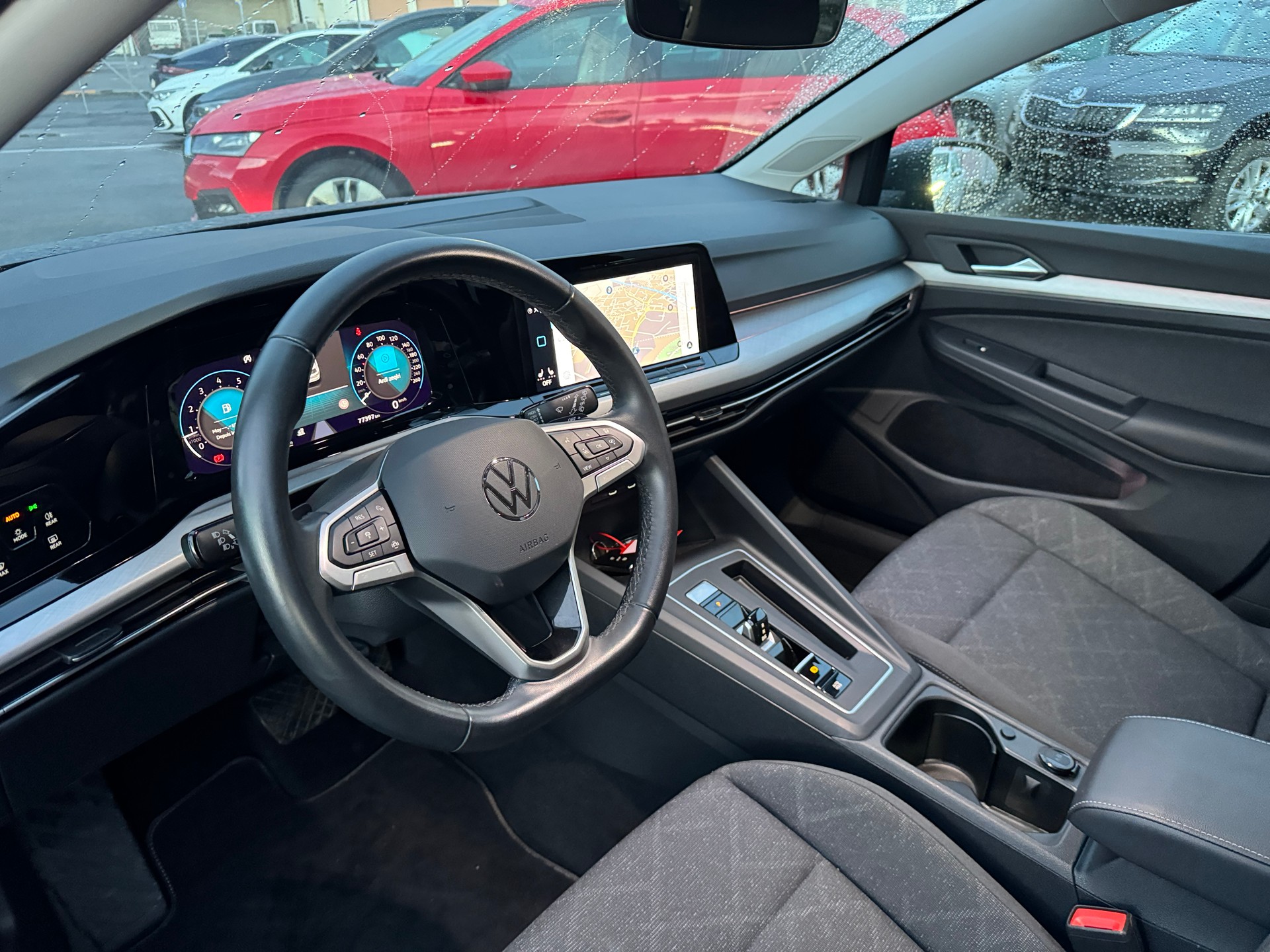 VW Golf 1.5 e TSI special 75 Edition DSG-image-9