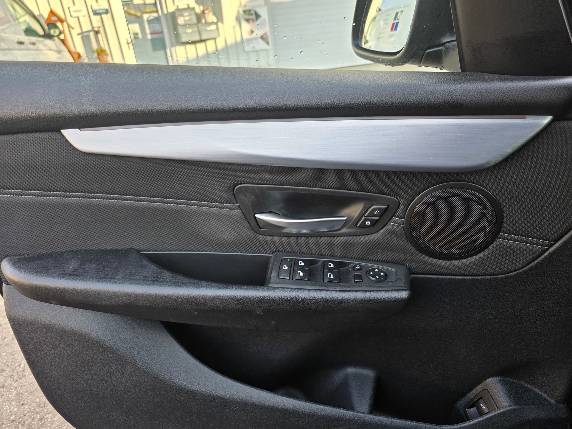 BMW 220d xDrive Active Tourer Sport Line Steptronic-image-17