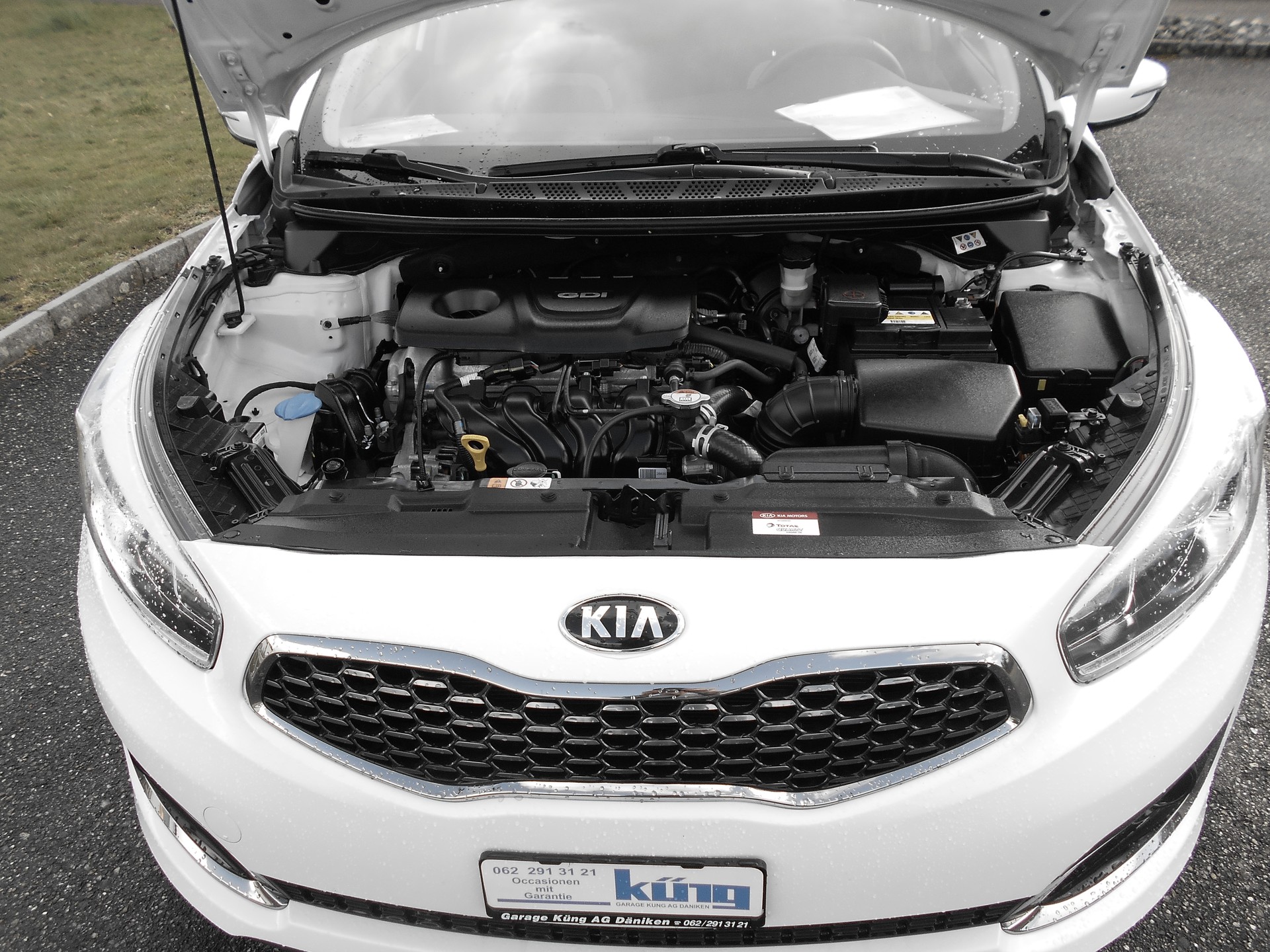 KIA Cee'd Sportswagon 1.6 GDi Swiss Champion DCT-image-10