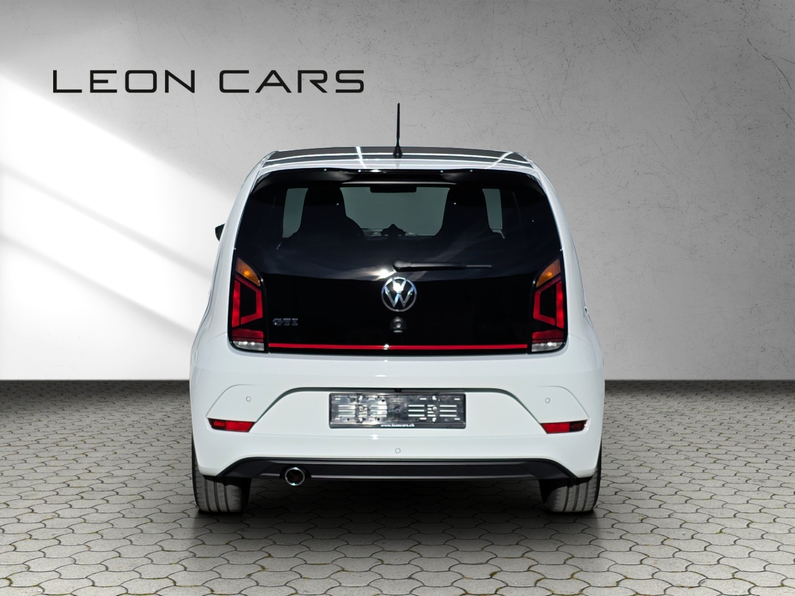 VW Up 1.0 TSI GTI-image-4