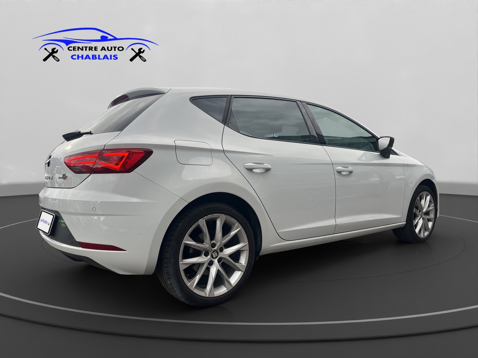 SEAT Leon 1.5 TGI CNG Swiss FR DSG-image-5