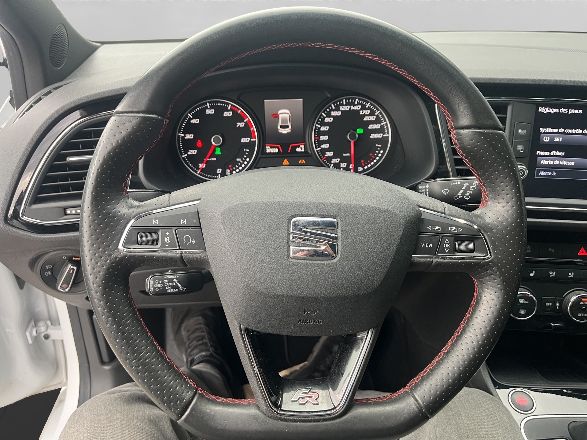 SEAT Leon 1.5 TGI CNG Swiss FR DSG-image-8