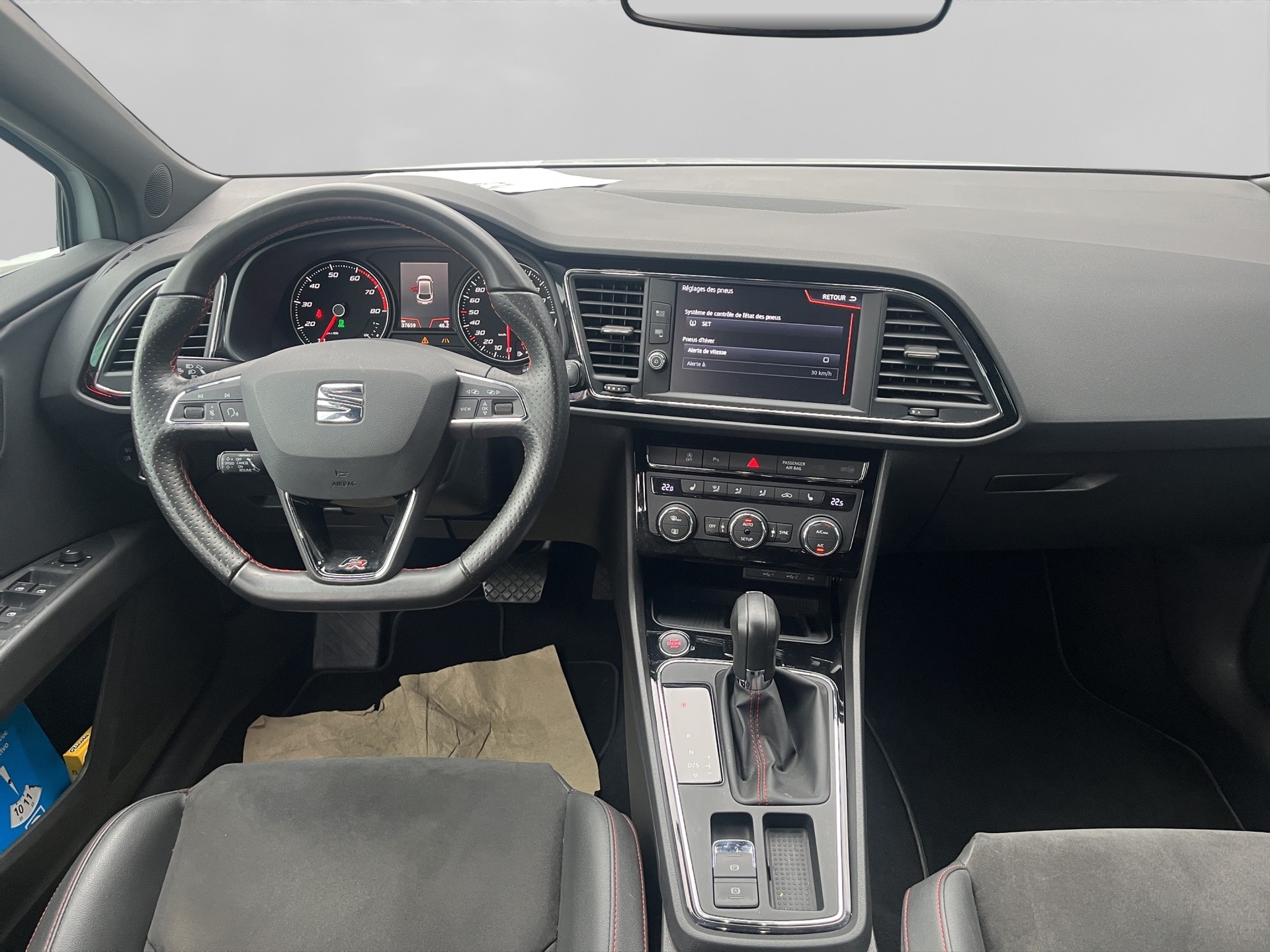 SEAT Leon 1.5 TGI CNG Swiss FR DSG-image-6